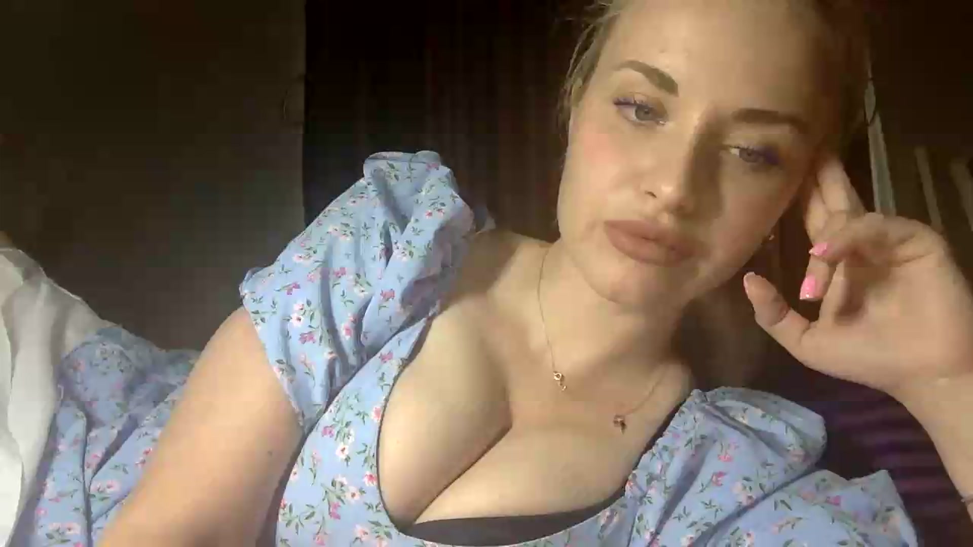 Gallery image thumbnail from Polly_213109's myfreecams stream on, 07/23/2026, 11:53 image 8 of 20