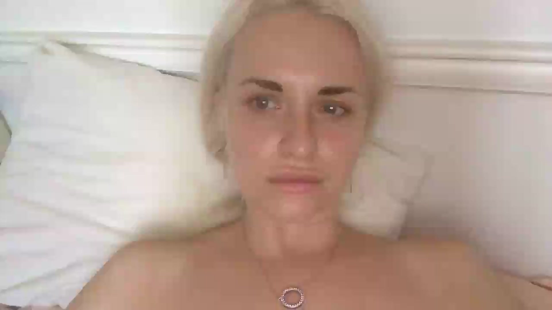 Gallery image thumbnail from Polly_213109's myfreecams stream on, 09/05/2026, 07:40 image 17 of 20