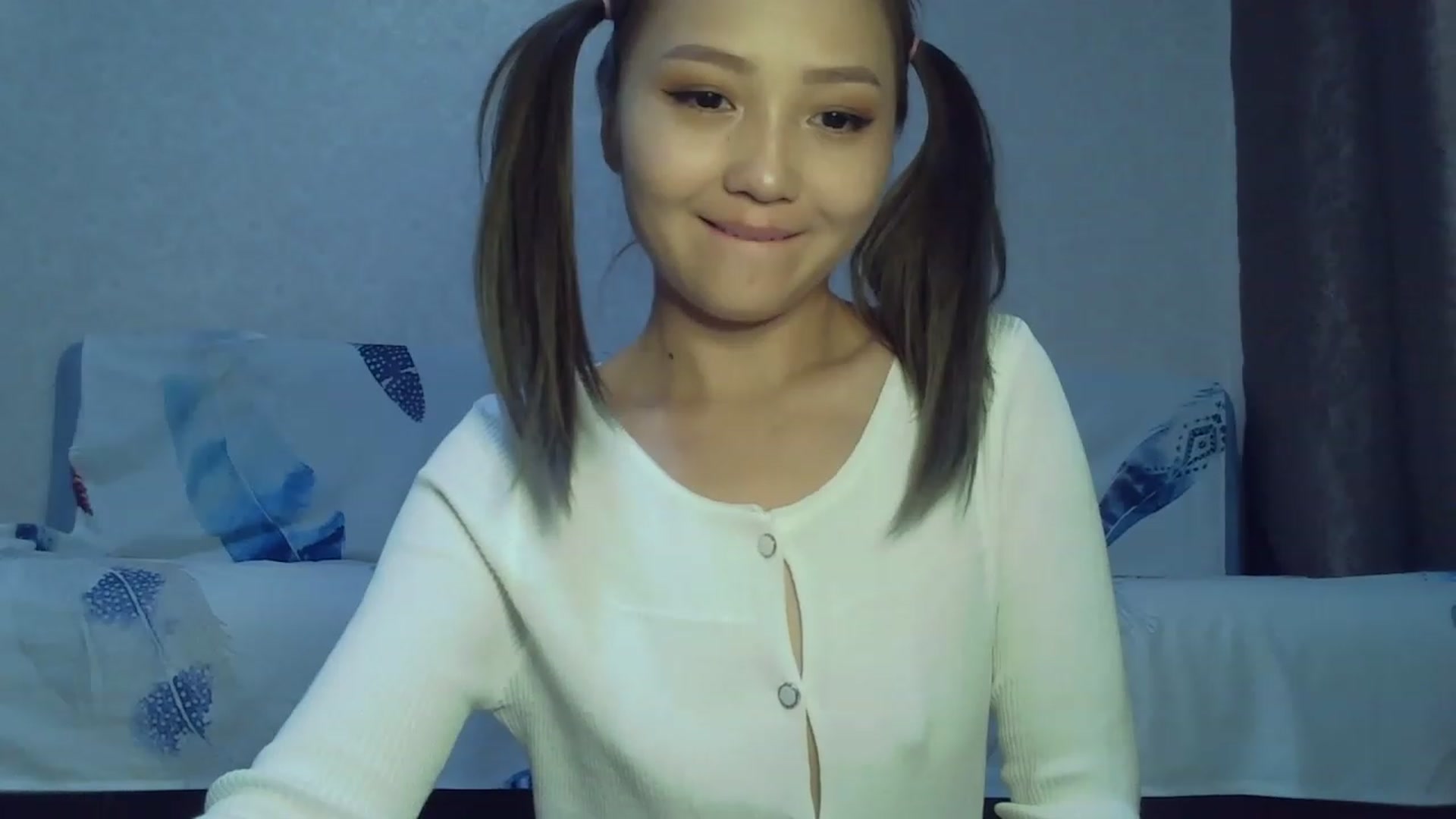 Gallery image thumbnail from PonyTail_Baby's myfreecams stream on, 11/14/2022, 14:07 image 12 of 20