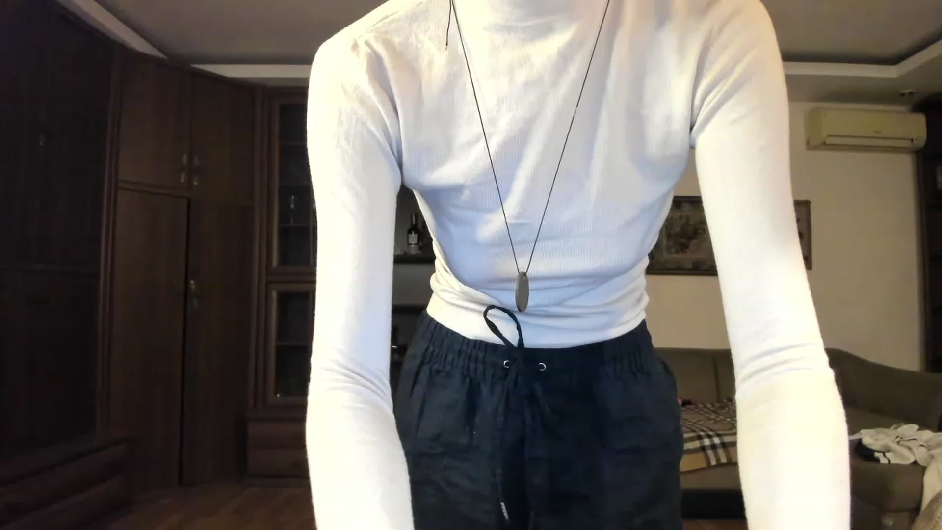 Gallery image thumbnail from PoofMe1's myfreecams stream on, 12/11/2022, 15:53 image 1 of 20