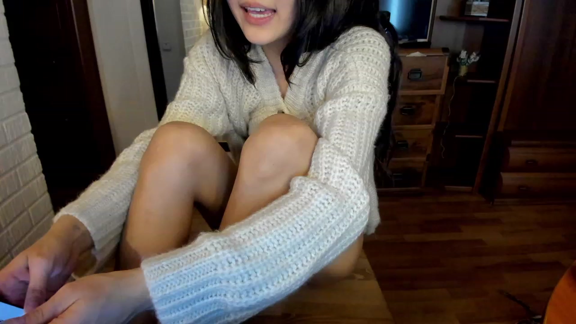 Gallery image thumbnail from PoofMe1's myfreecams stream on, 03/15/2023, 03:48 image 7 of 20