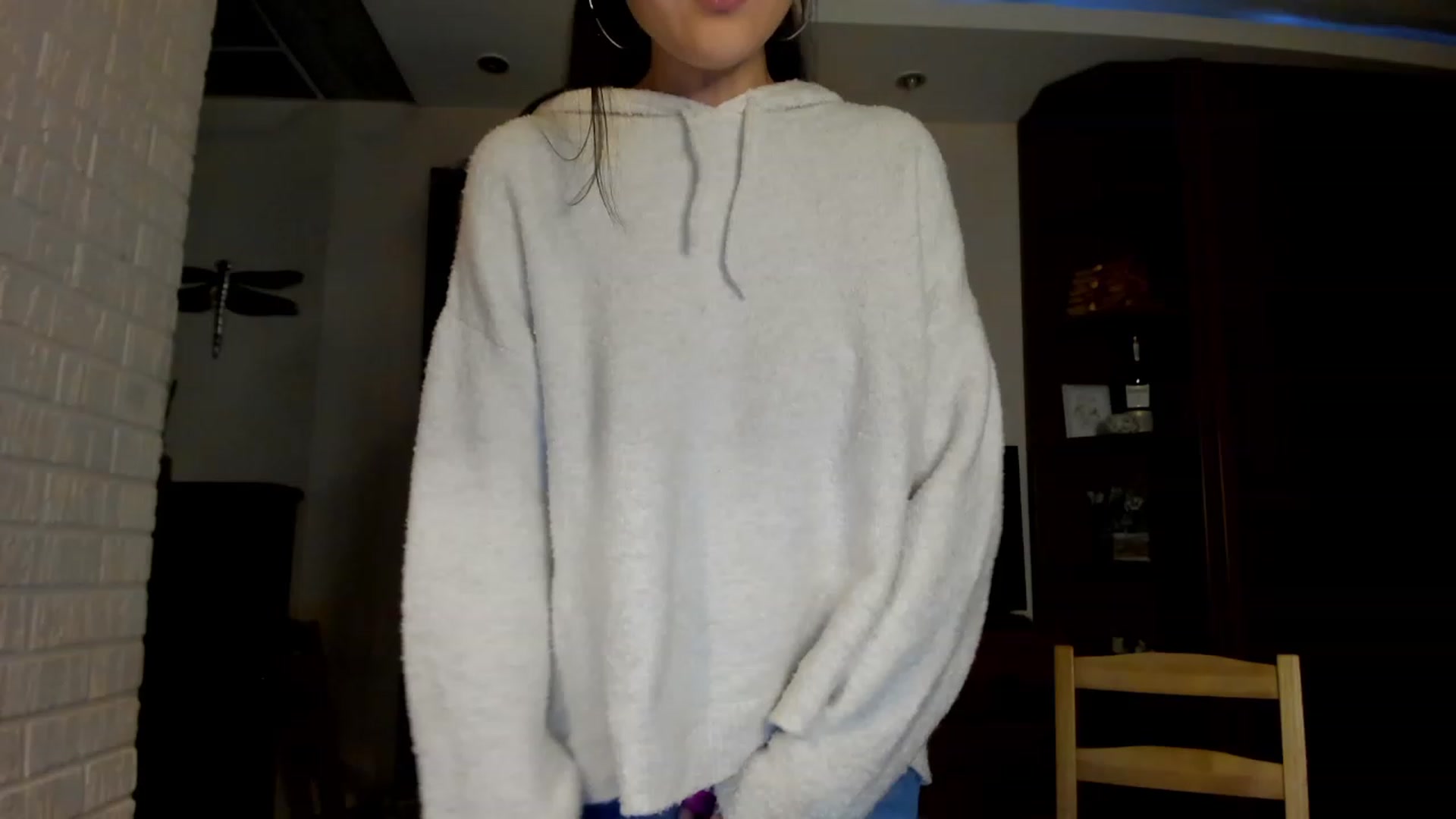 Gallery image thumbnail from PoofMe1's myfreecams stream on, 03/29/2023, 15:17 image 5 of 20