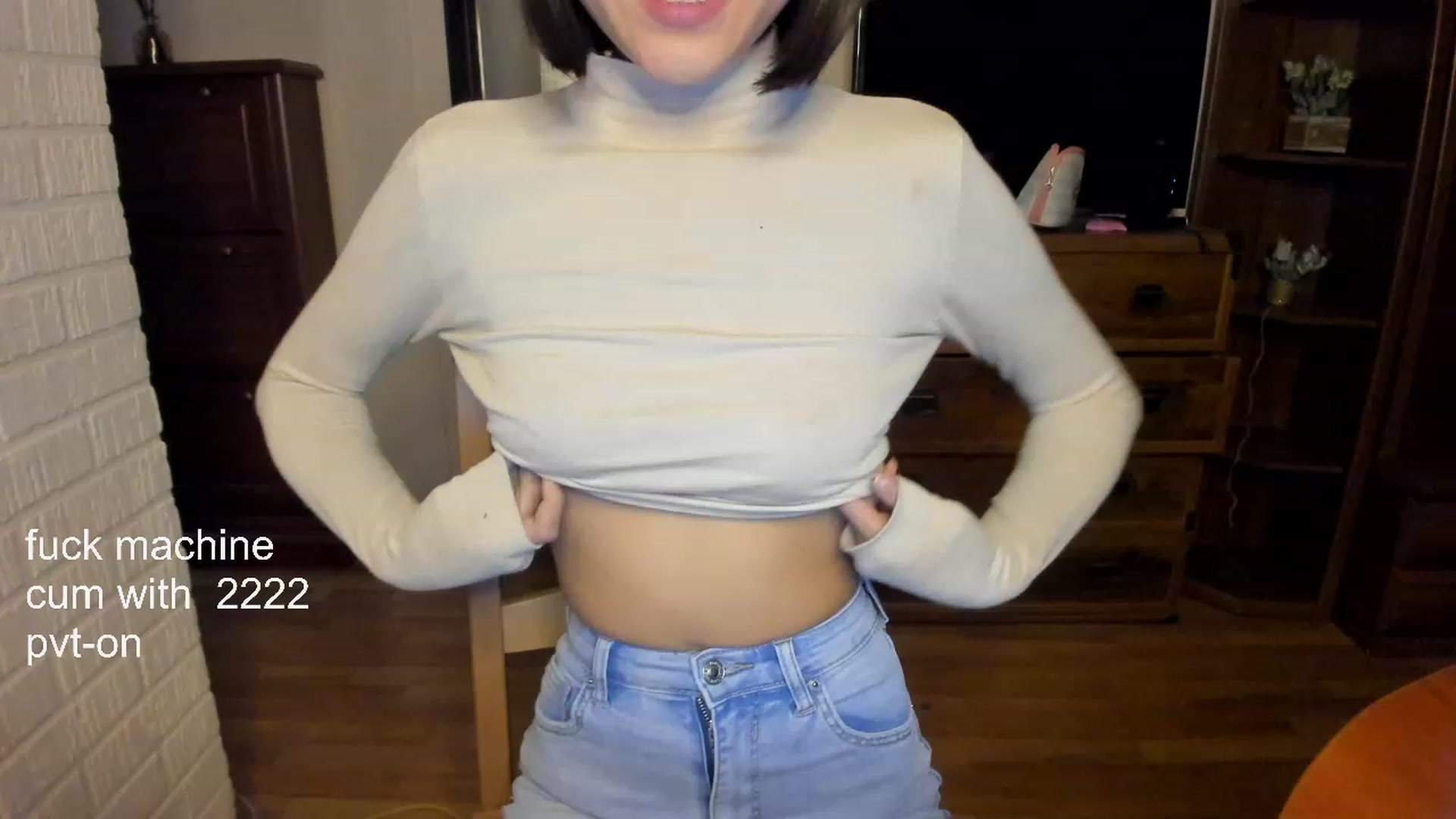Gallery image thumbnail from PoofMe1's myfreecams stream on, 05/02/2023, 16:45 image 2 of 20