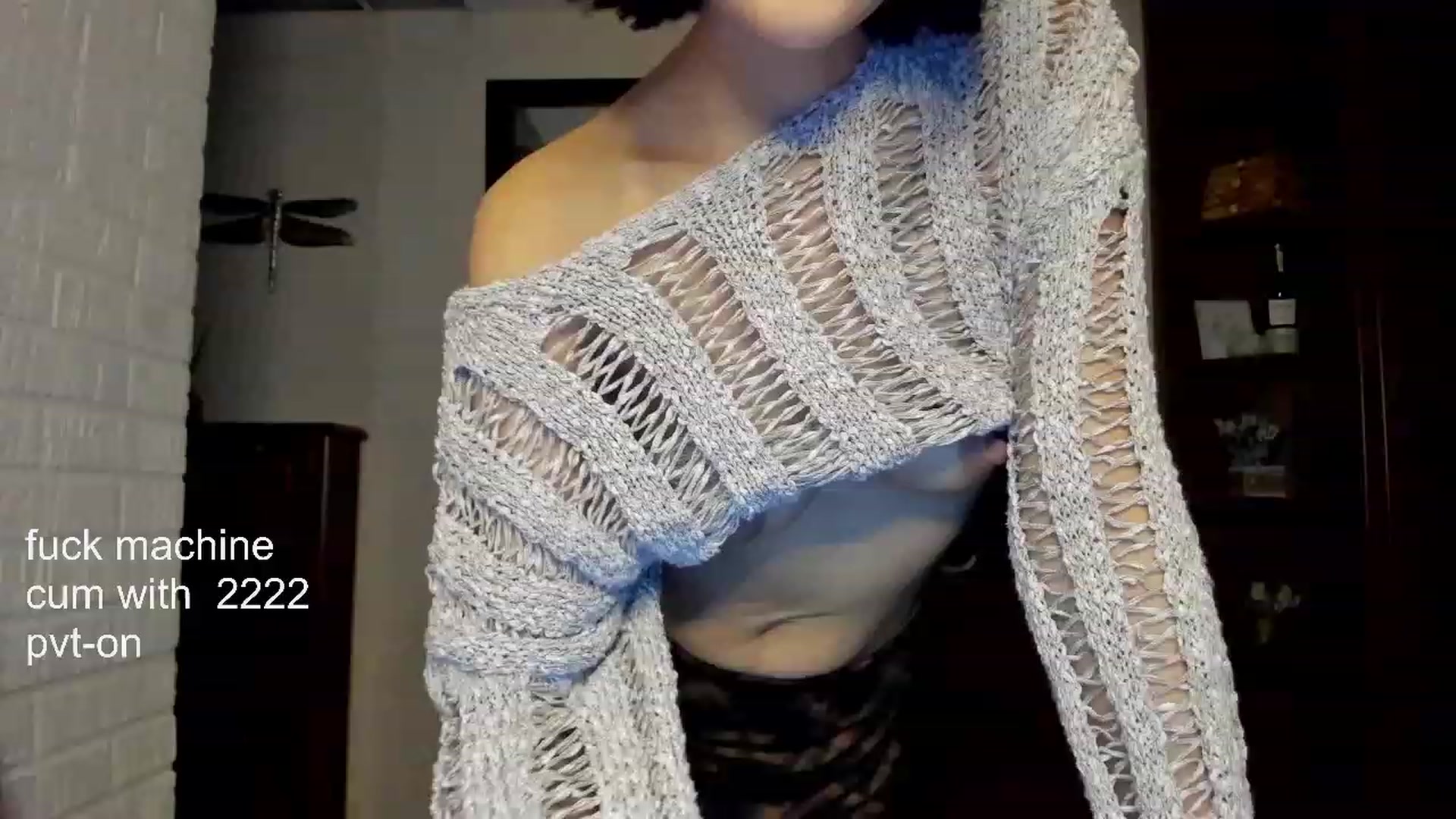 Gallery image thumbnail from PoofMe1's myfreecams stream on, 05/12/2023, 14:16 image 15 of 20