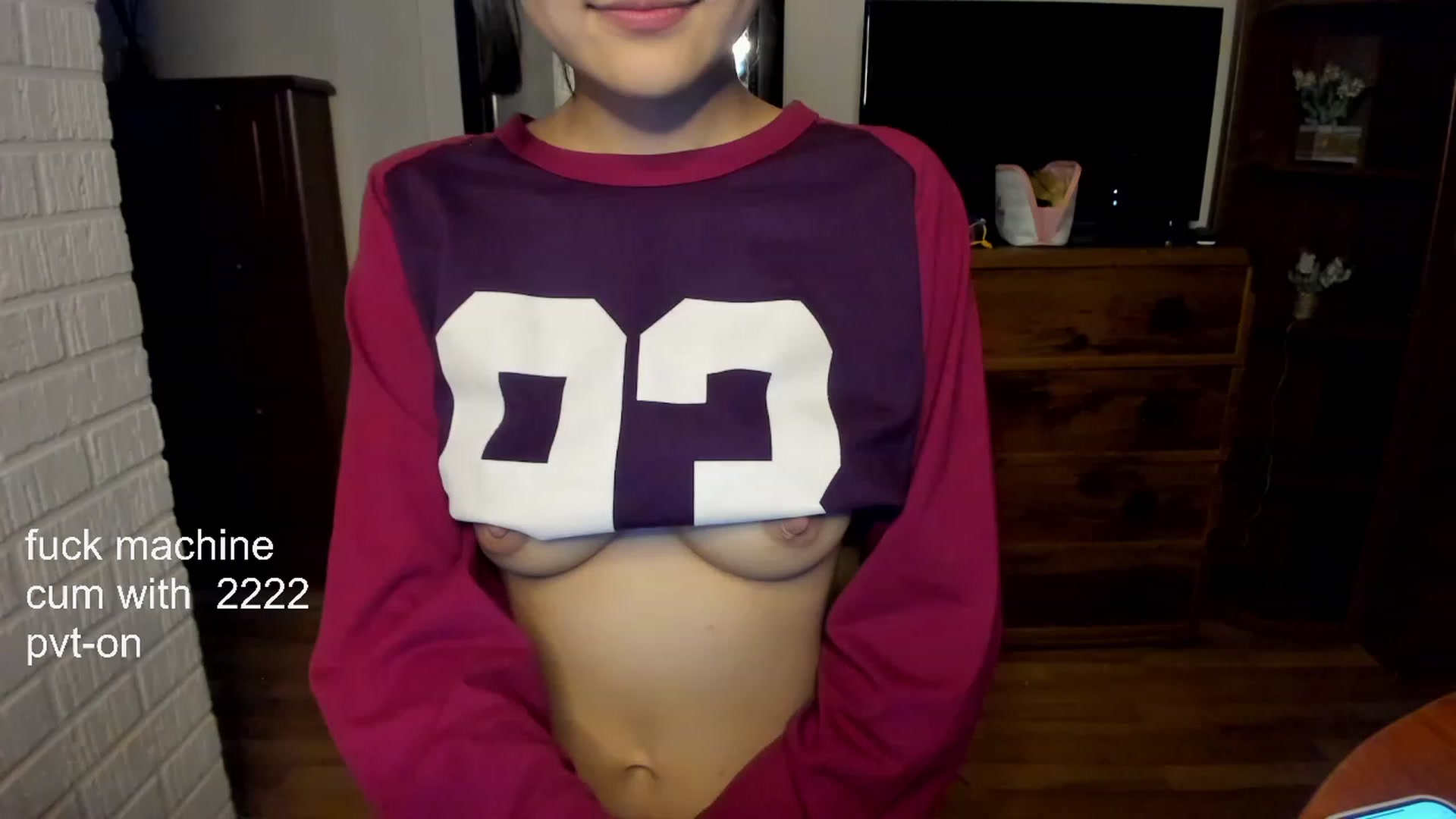Gallery image thumbnail from PoofMe1's myfreecams stream on, 05/20/2023, 18:42 image 20 of 20