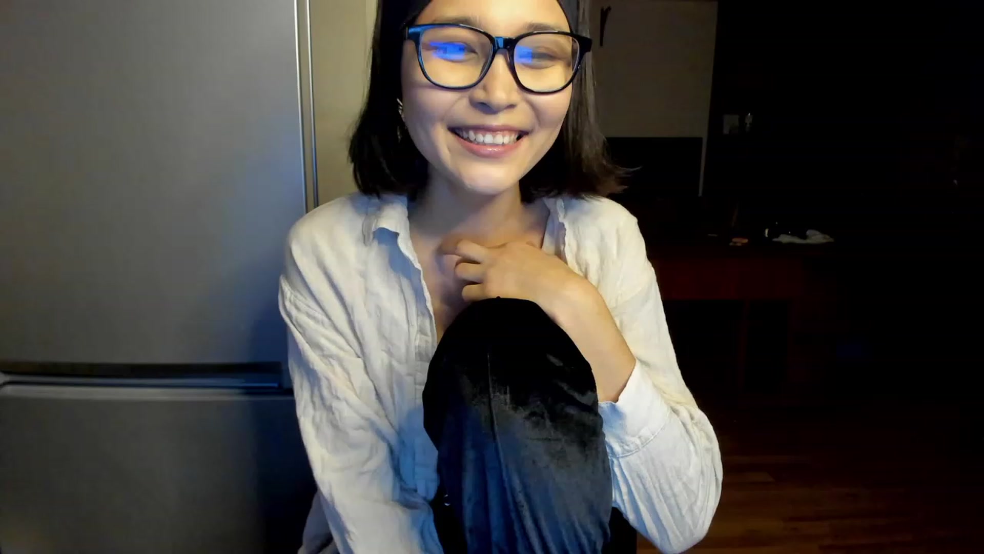 Gallery image thumbnail from PoofMe1's myfreecams stream on, 06/21/2023, 14:15 image 3 of 20