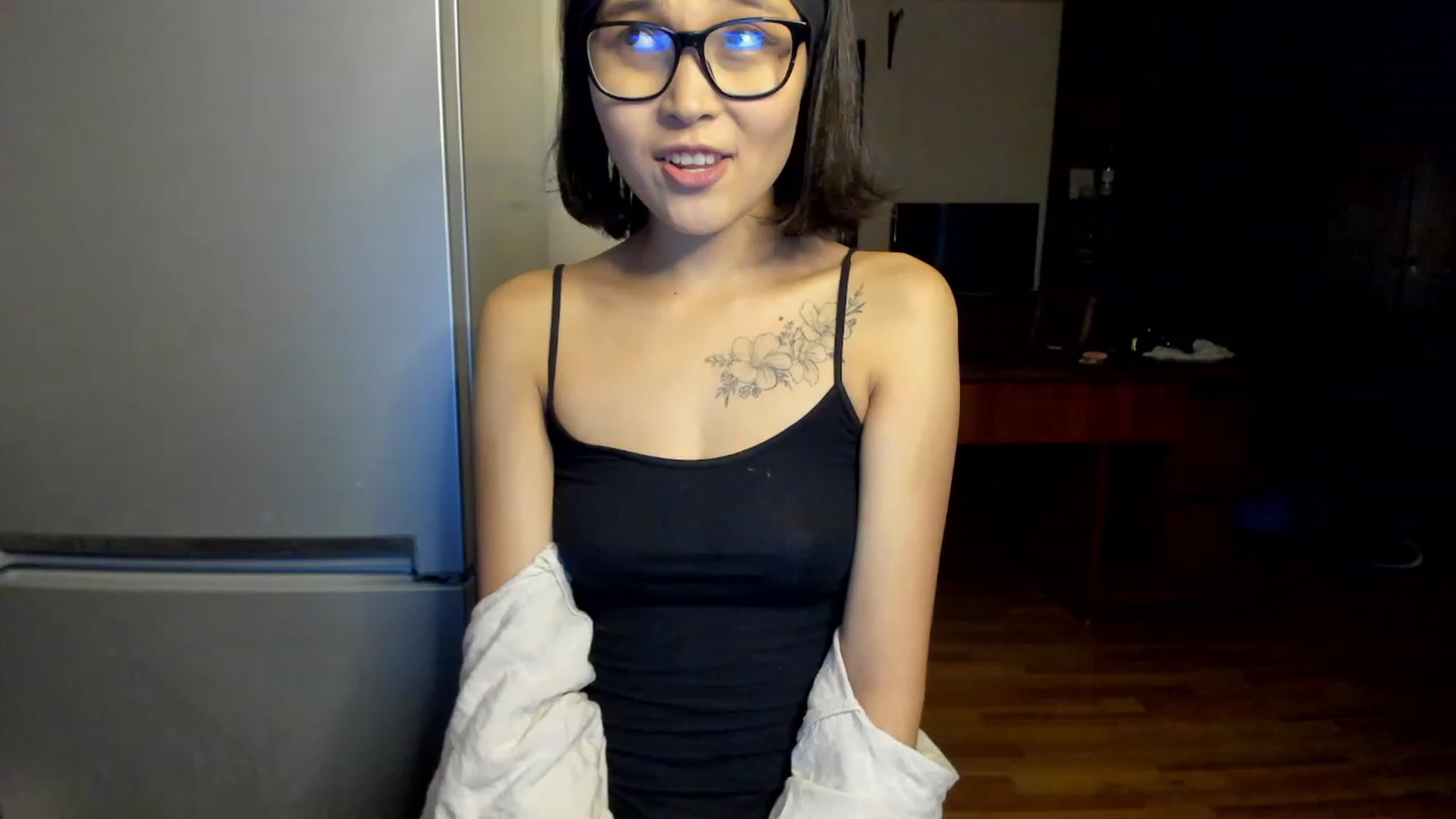 Gallery image thumbnail from PoofMe1's myfreecams stream on, 06/21/2023, 14:15 image 20 of 20