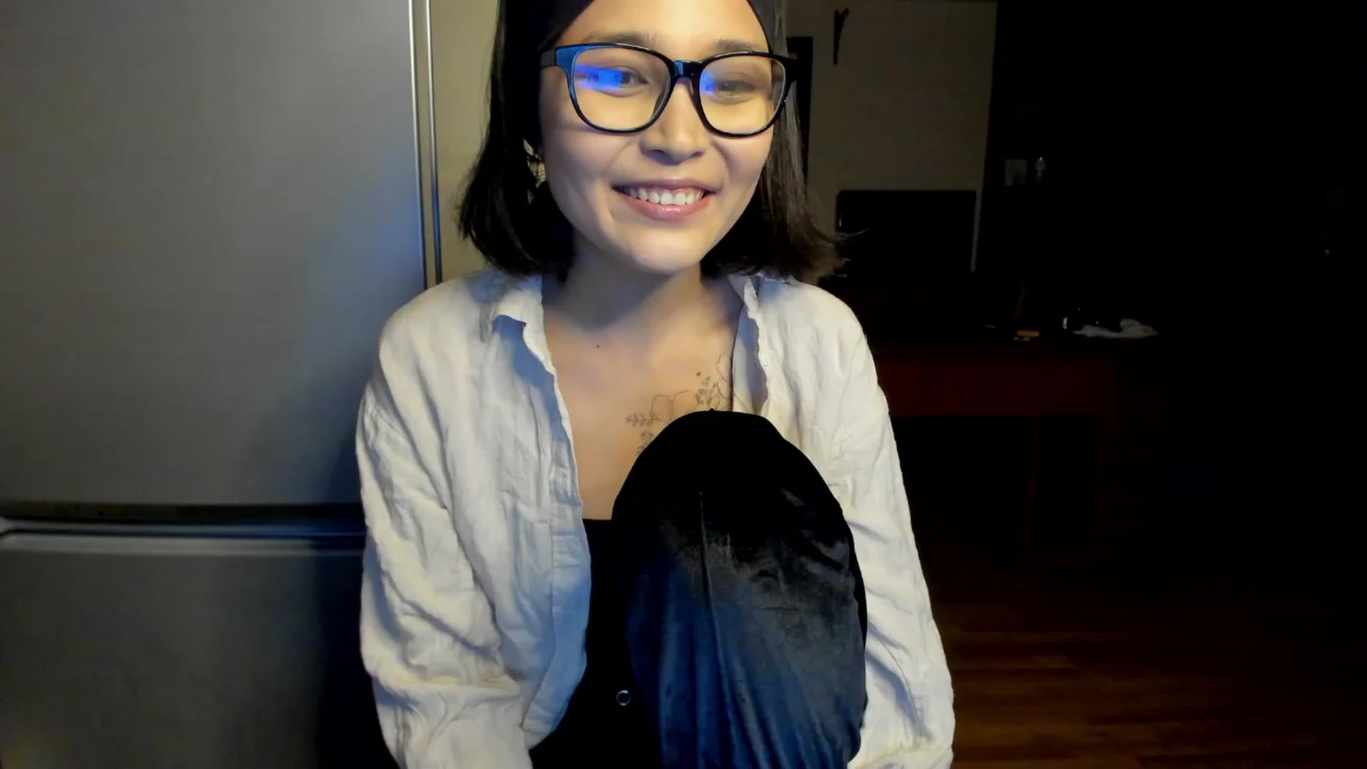 Gallery image thumbnail from PoofMe1's myfreecams stream on, 06/21/2023, 14:15 image 6 of 20