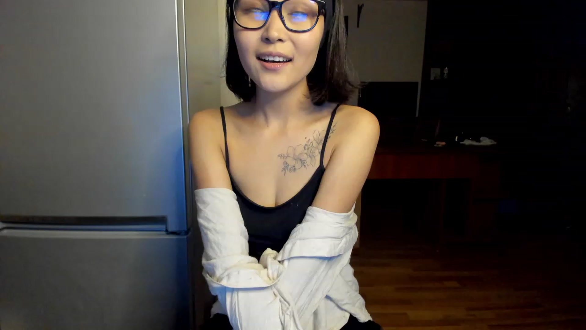 Gallery image thumbnail from PoofMe1's myfreecams stream on, 06/21/2023, 14:15 image 12 of 20