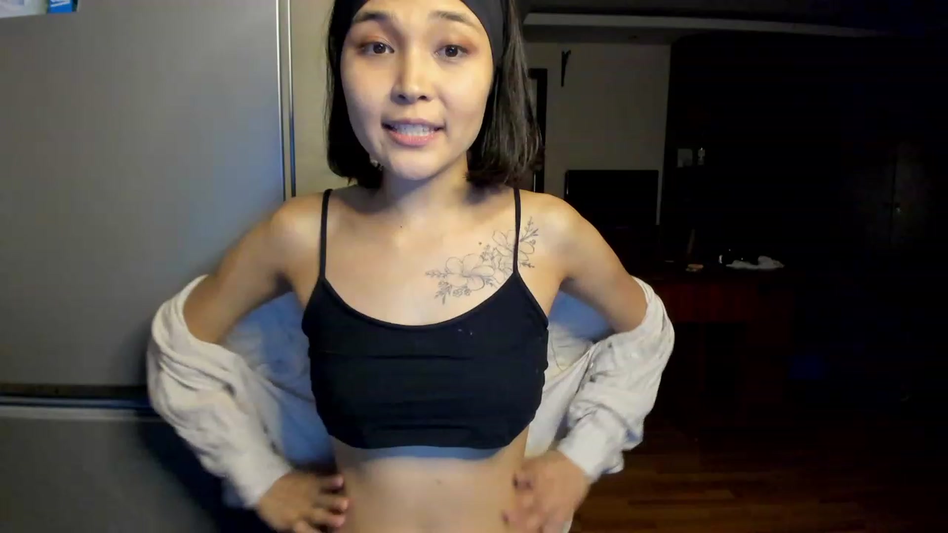 Gallery image thumbnail from PoofMe1's myfreecams stream on, 06/21/2023, 15:31 image 6 of 20