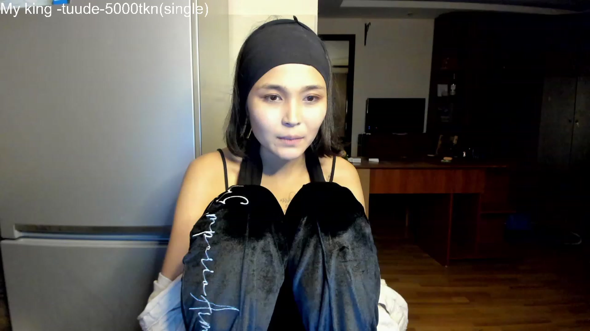 Gallery image thumbnail from PoofMe1's myfreecams stream on, 06/21/2023, 16:45 image 8 of 20