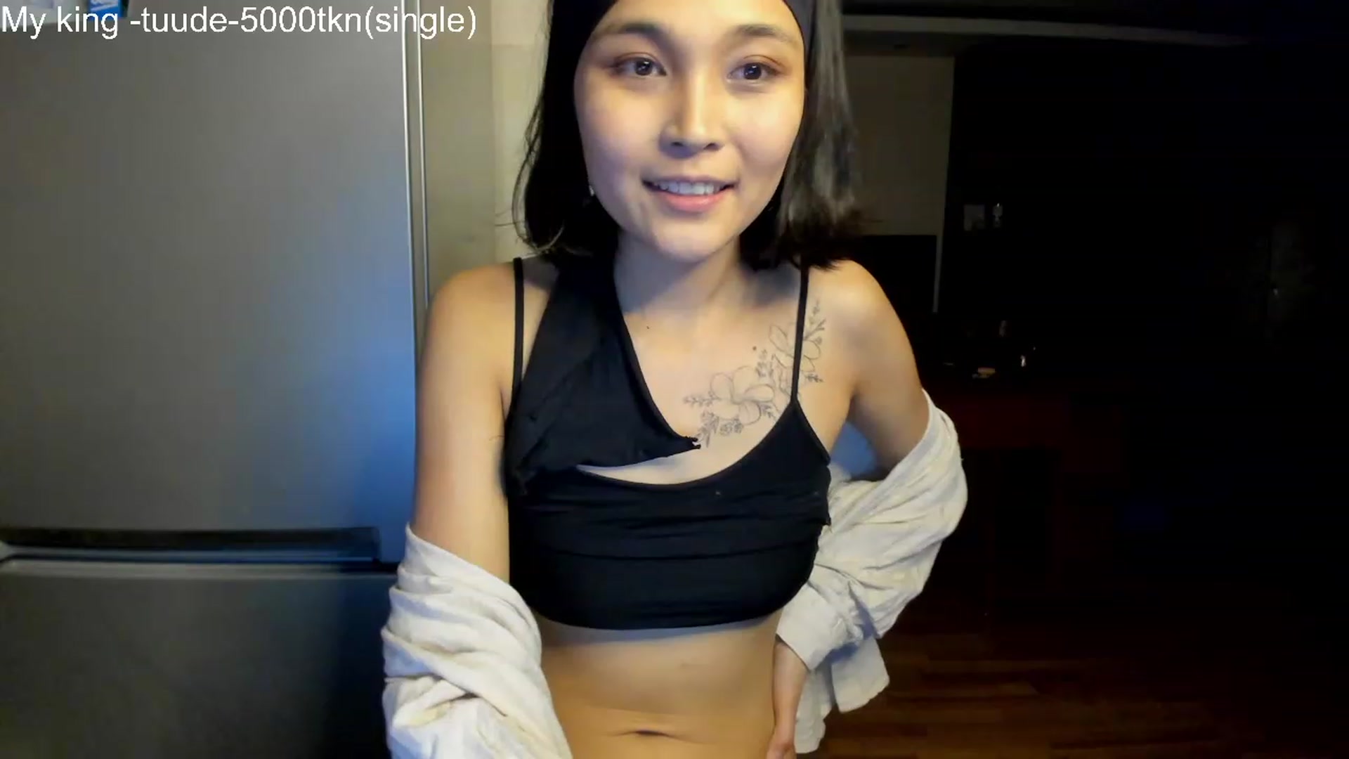 Gallery image thumbnail from PoofMe1's myfreecams stream on, 06/21/2023, 16:45 image 14 of 20