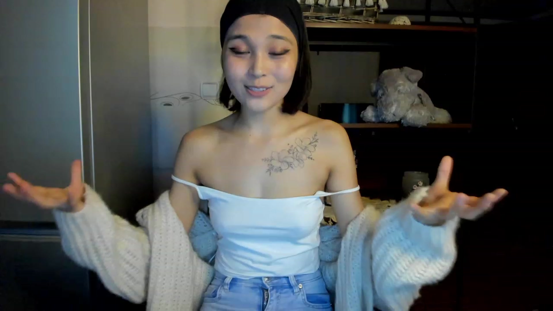 Gallery image thumbnail from PoofMe1's myfreecams stream on, 06/22/2023, 14:12 image 13 of 20