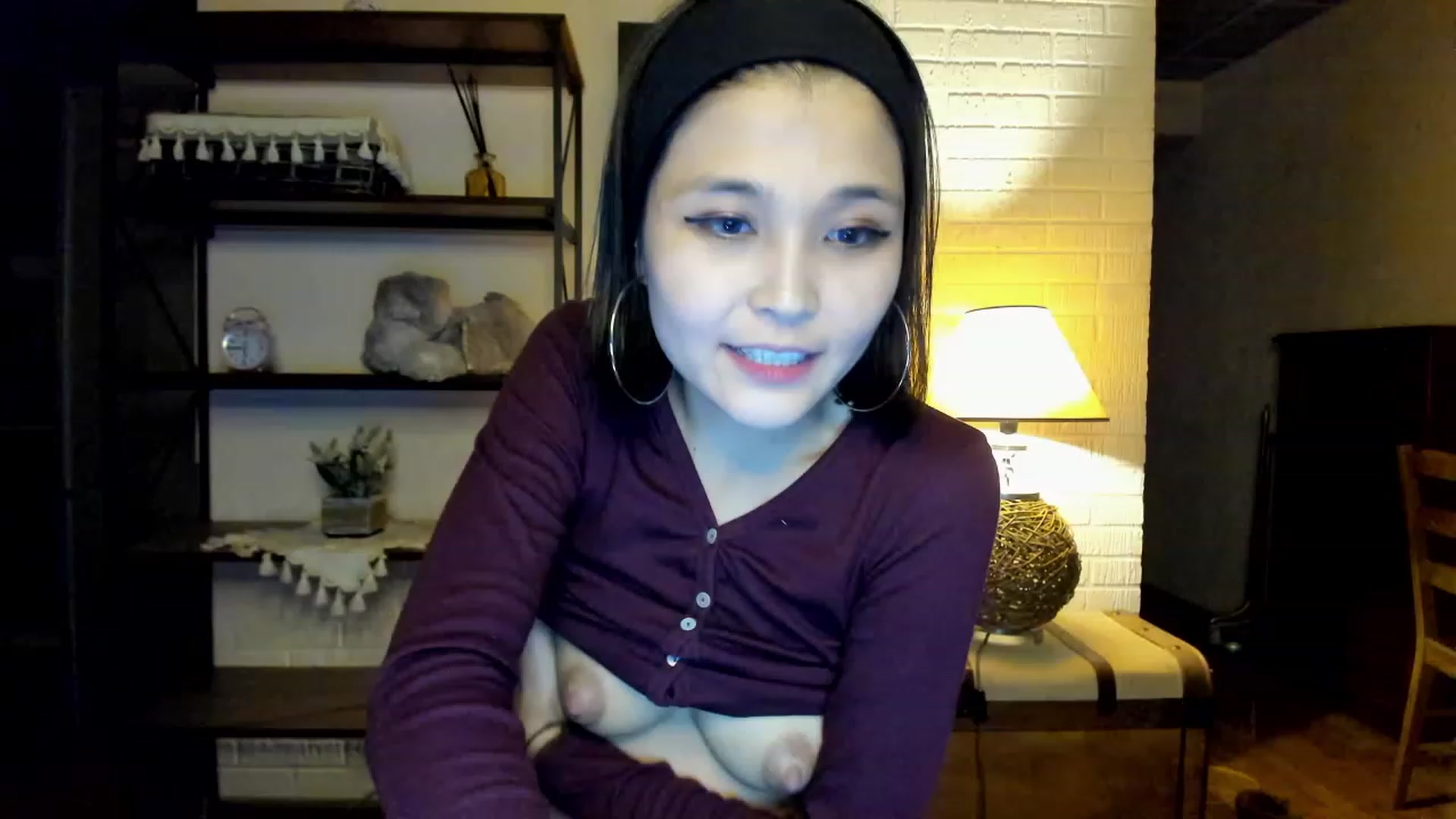 Gallery image thumbnail from PoofMe1's myfreecams stream on, 06/24/2023, 16:53 image 10 of 20