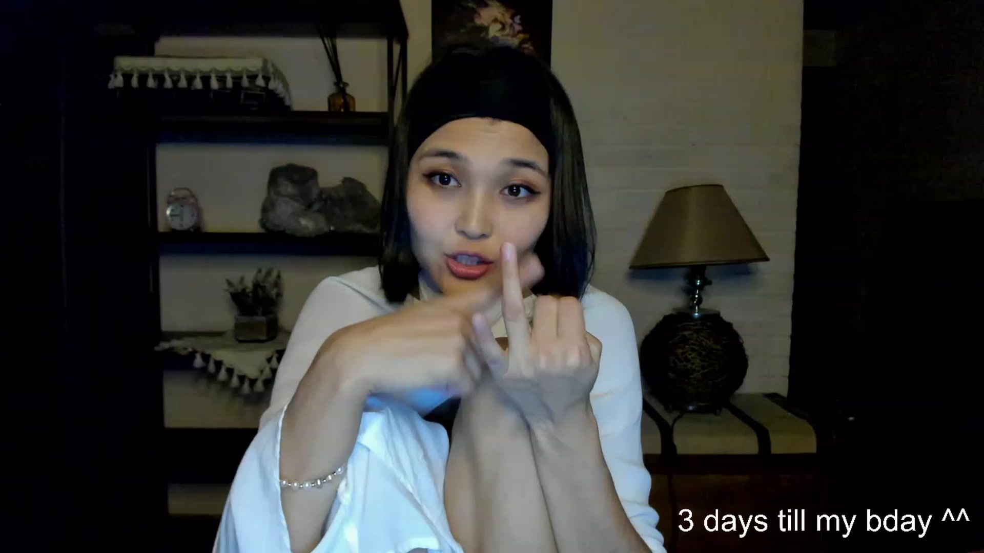 Gallery image thumbnail from PoofMe1's myfreecams stream on, 06/26/2023, 16:05 image 17 of 20