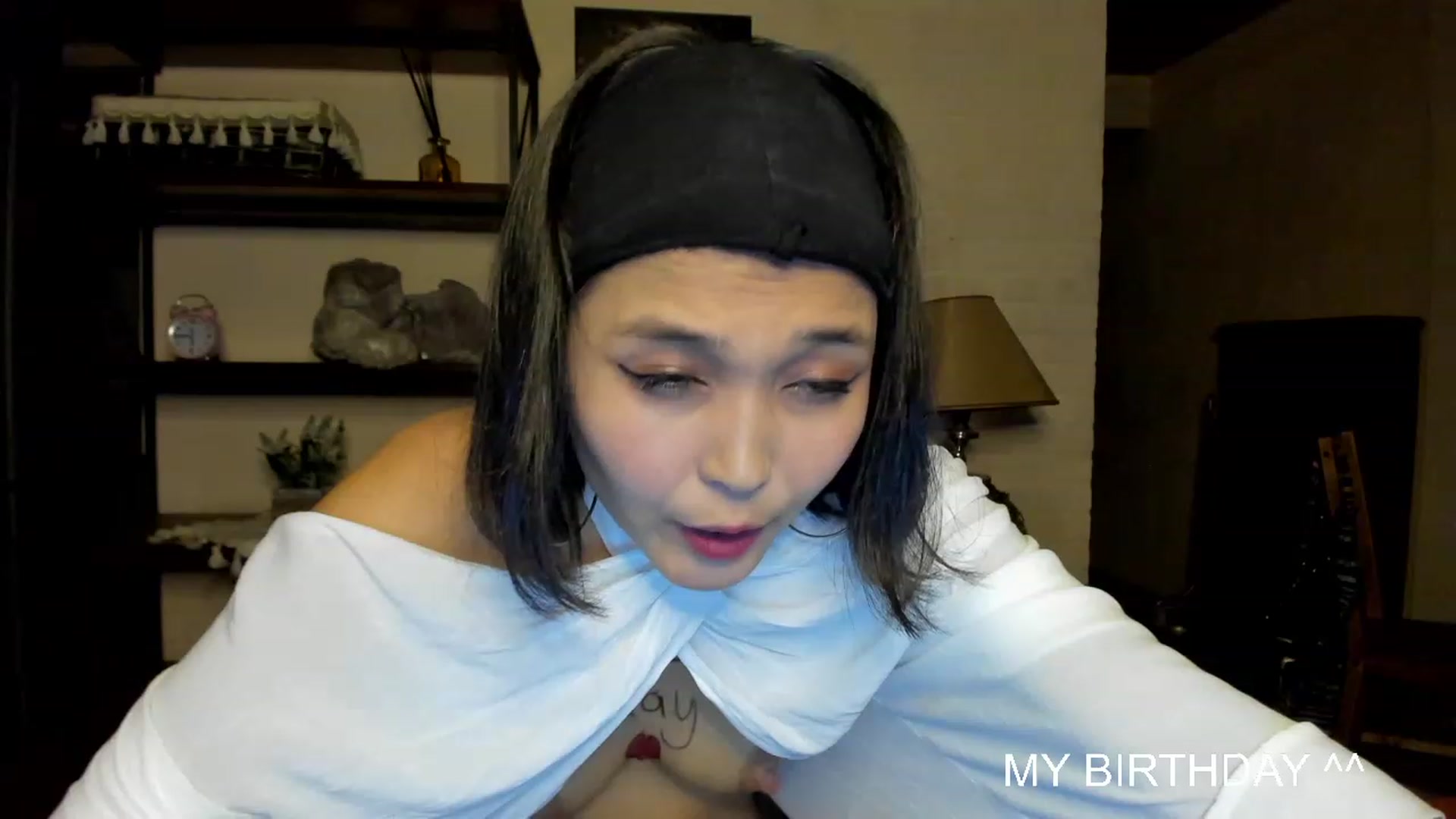 Gallery image thumbnail from PoofMe1's myfreecams stream on, 06/29/2023, 16:57 image 18 of 20
