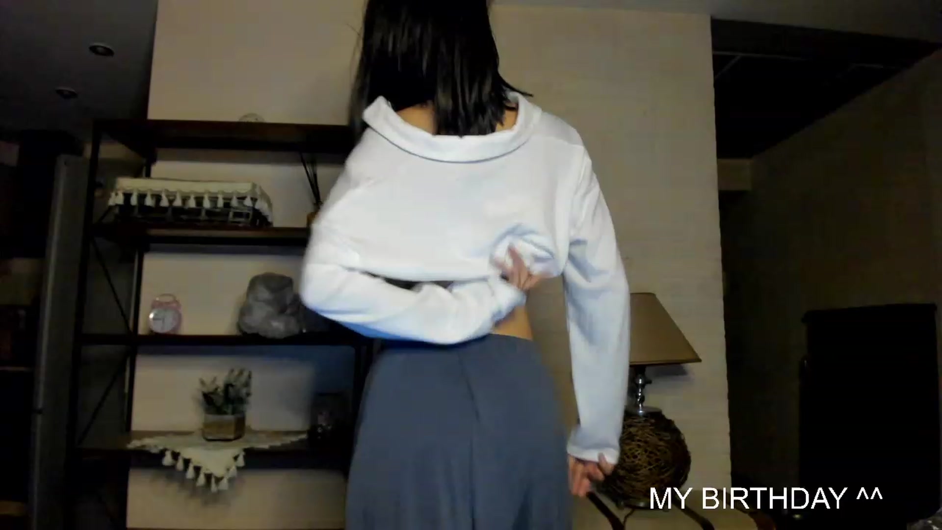 Gallery image thumbnail from PoofMe1's myfreecams stream on, 07/03/2023, 16:46 image 4 of 20