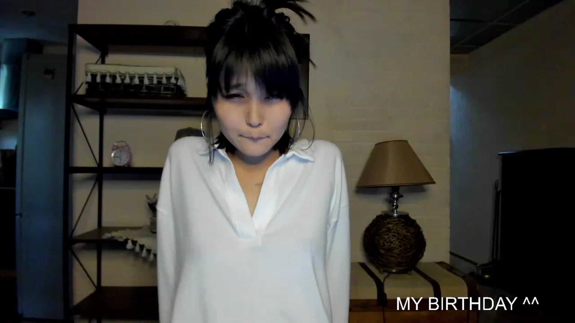 Gallery image thumbnail from PoofMe1's myfreecams stream on, 07/04/2023, 12:07 image 19 of 20