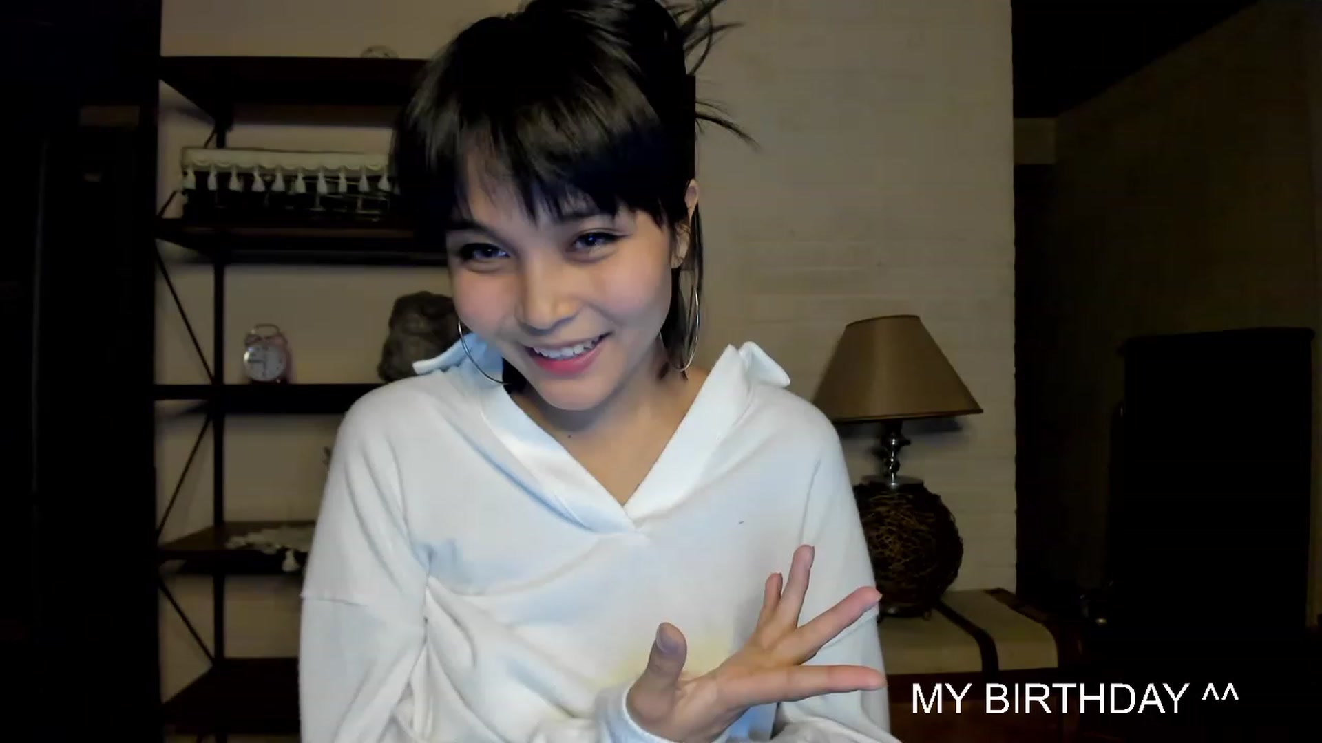 Gallery image thumbnail from PoofMe1's myfreecams stream on, 07/04/2023, 14:37 image 15 of 20