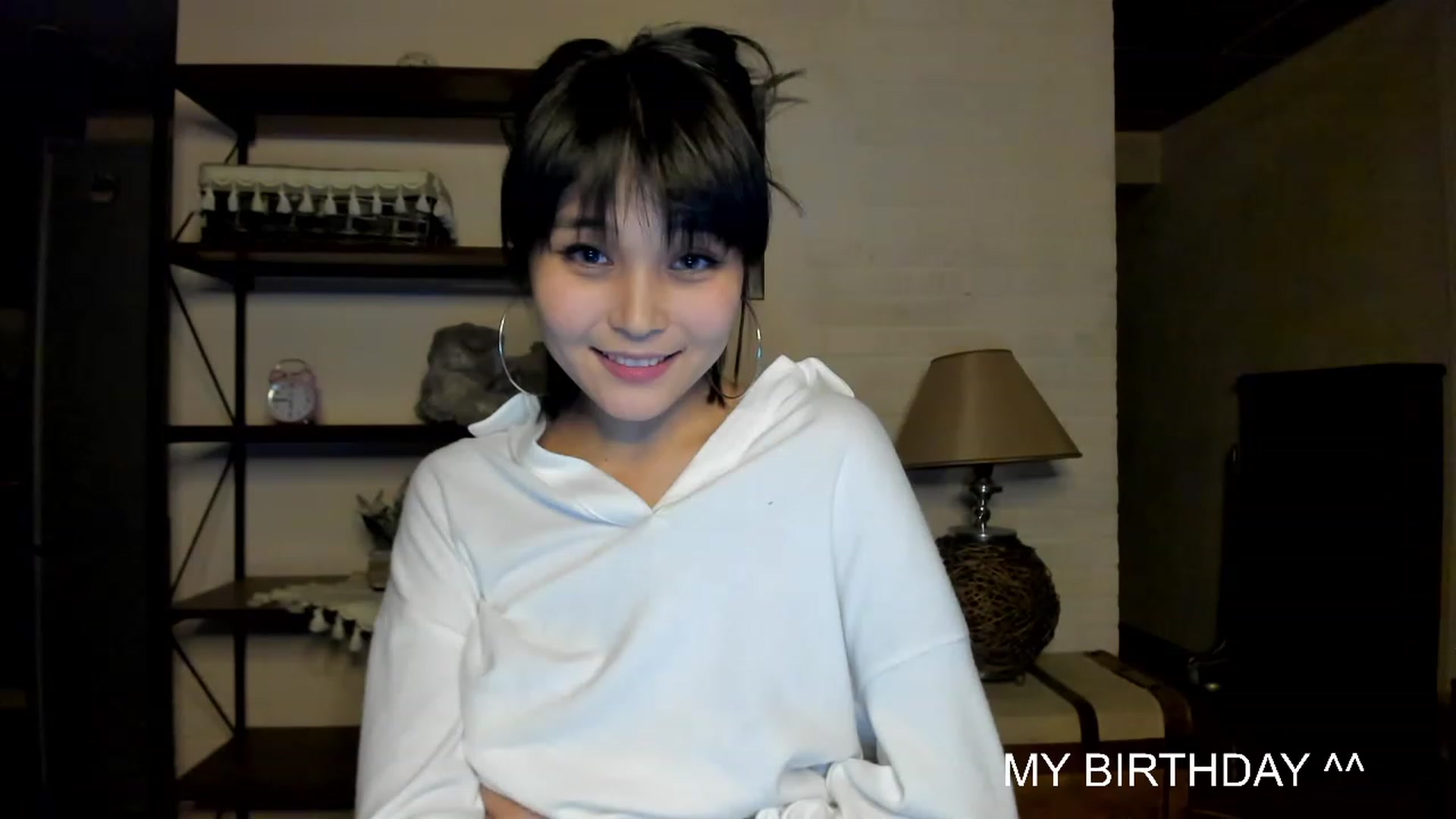 Gallery image thumbnail from PoofMe1's myfreecams stream on, 07/04/2023, 14:37 image 16 of 20