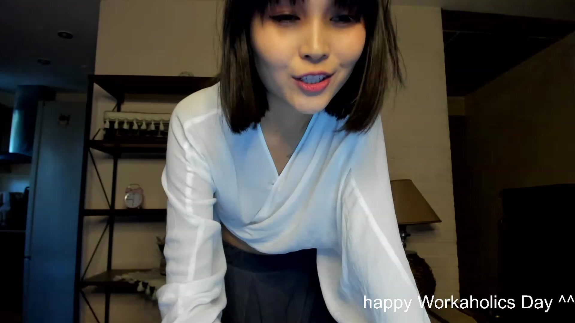 Gallery image thumbnail from PoofMe1's myfreecams stream on, 07/05/2023, 13:53 image 8 of 20
