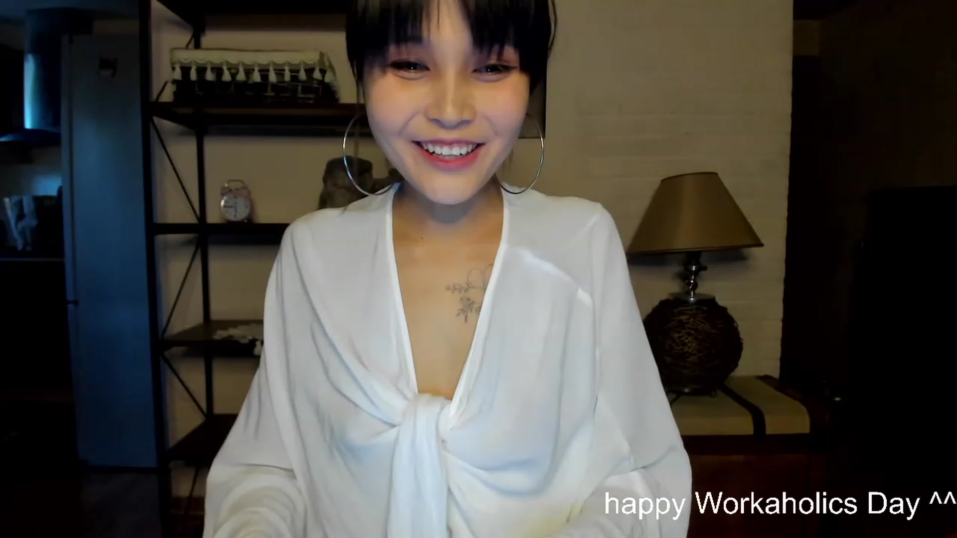 Gallery image thumbnail from PoofMe1's myfreecams stream on, 07/05/2023, 13:53 image 10 of 20