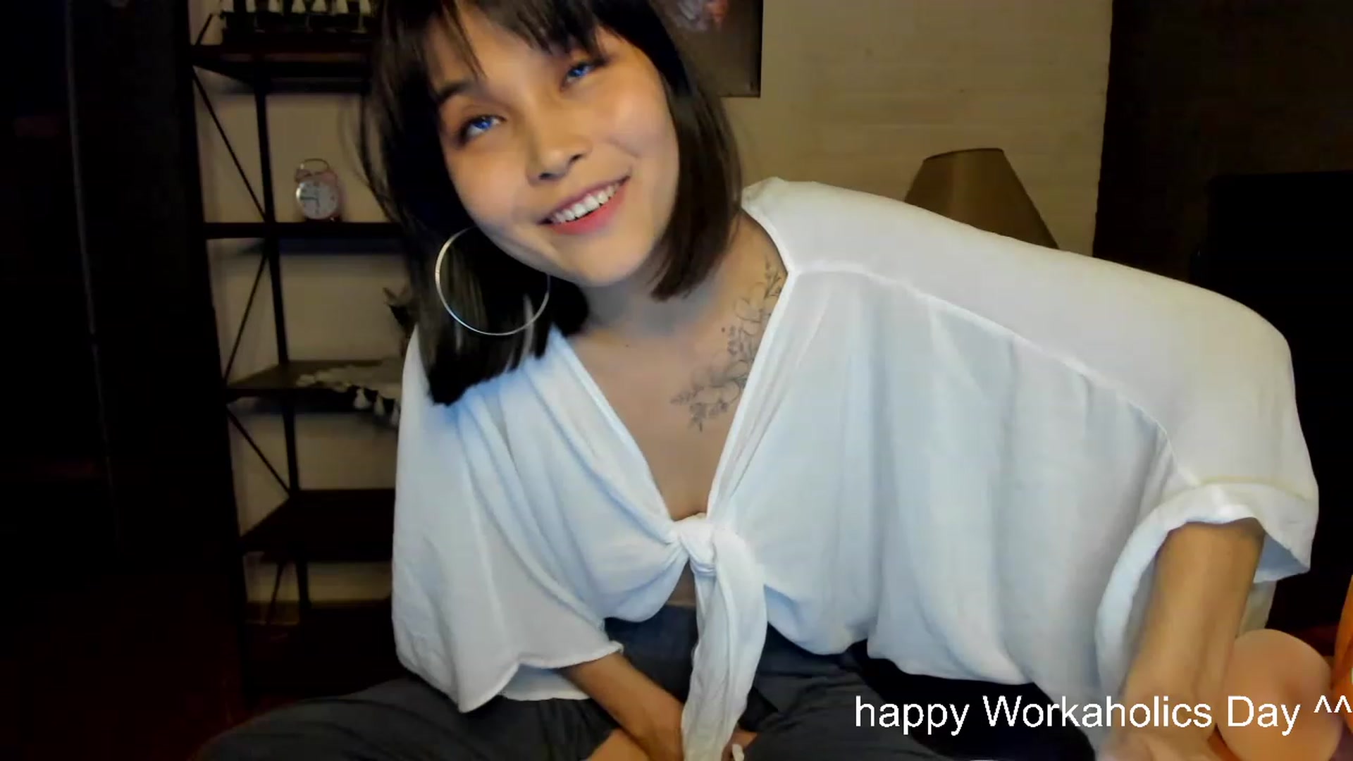 Gallery image thumbnail from PoofMe1's myfreecams stream on, 07/05/2023, 15:38 image 17 of 20