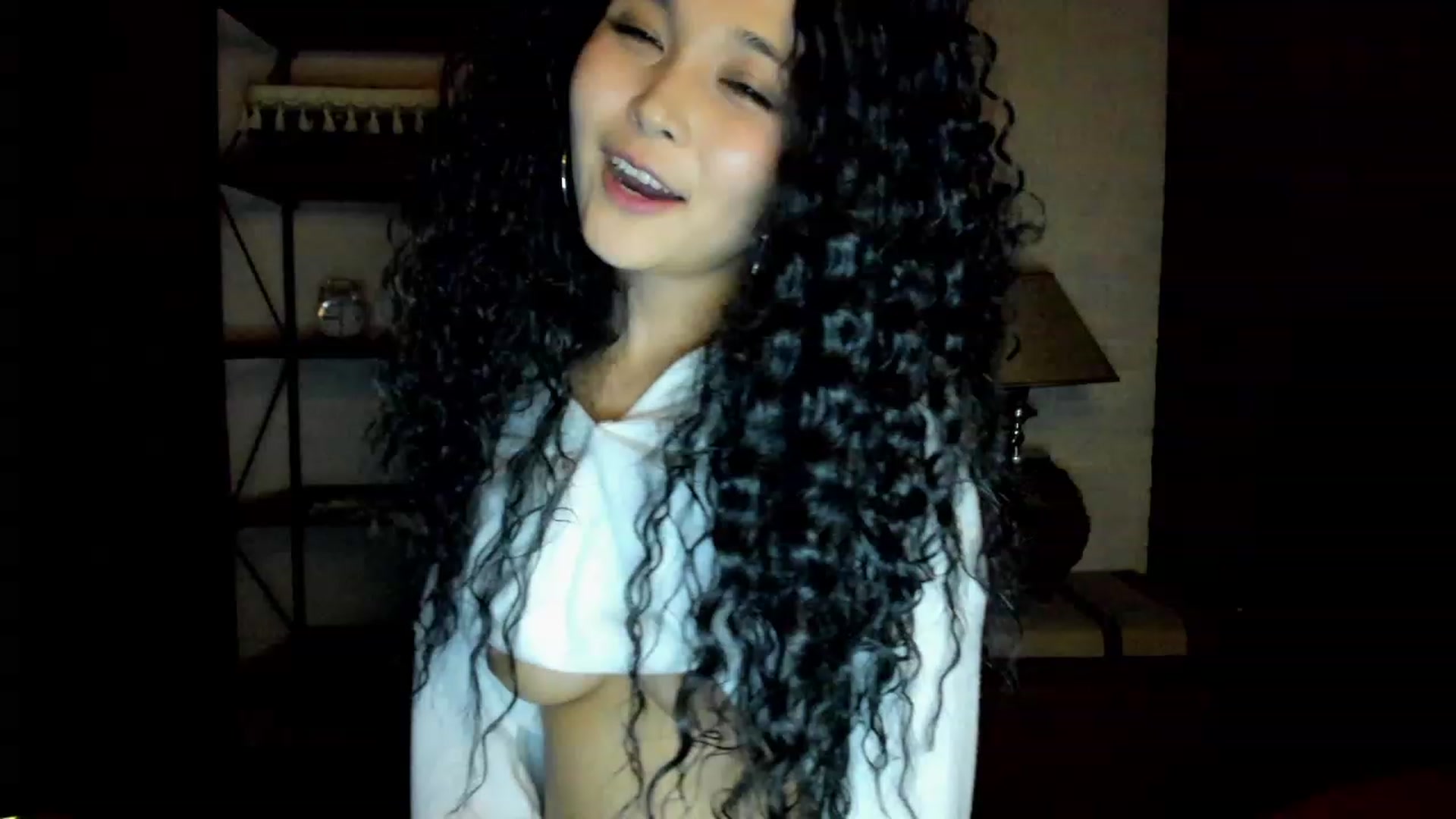 Gallery image thumbnail from PoofMe1's myfreecams stream on, 07/07/2023, 15:19 image 9 of 20