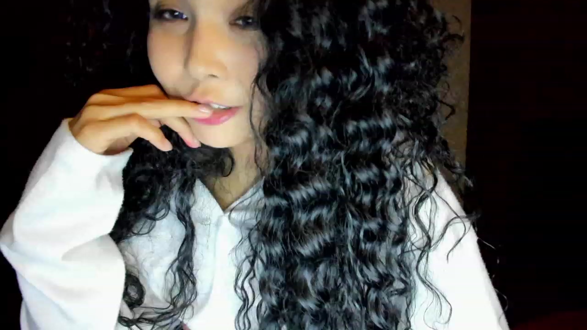 Gallery image thumbnail from PoofMe1's myfreecams stream on, 07/07/2023, 15:19 image 5 of 20