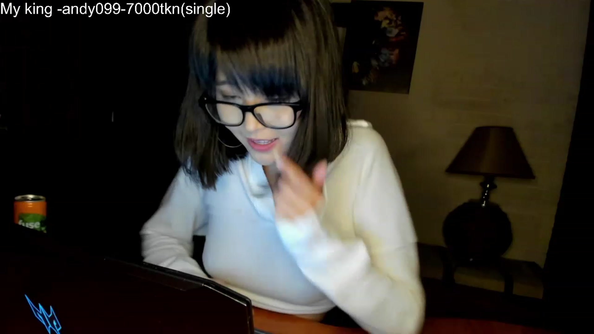 Gallery image thumbnail from PoofMe1's myfreecams stream on, 07/13/2023, 15:20 image 19 of 20