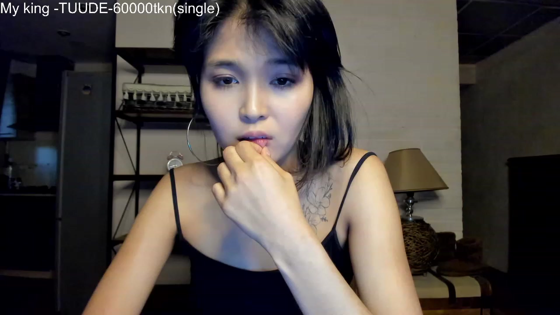Gallery image thumbnail from PoofMe1's myfreecams stream on, 07/21/2023, 13:41 image 7 of 20