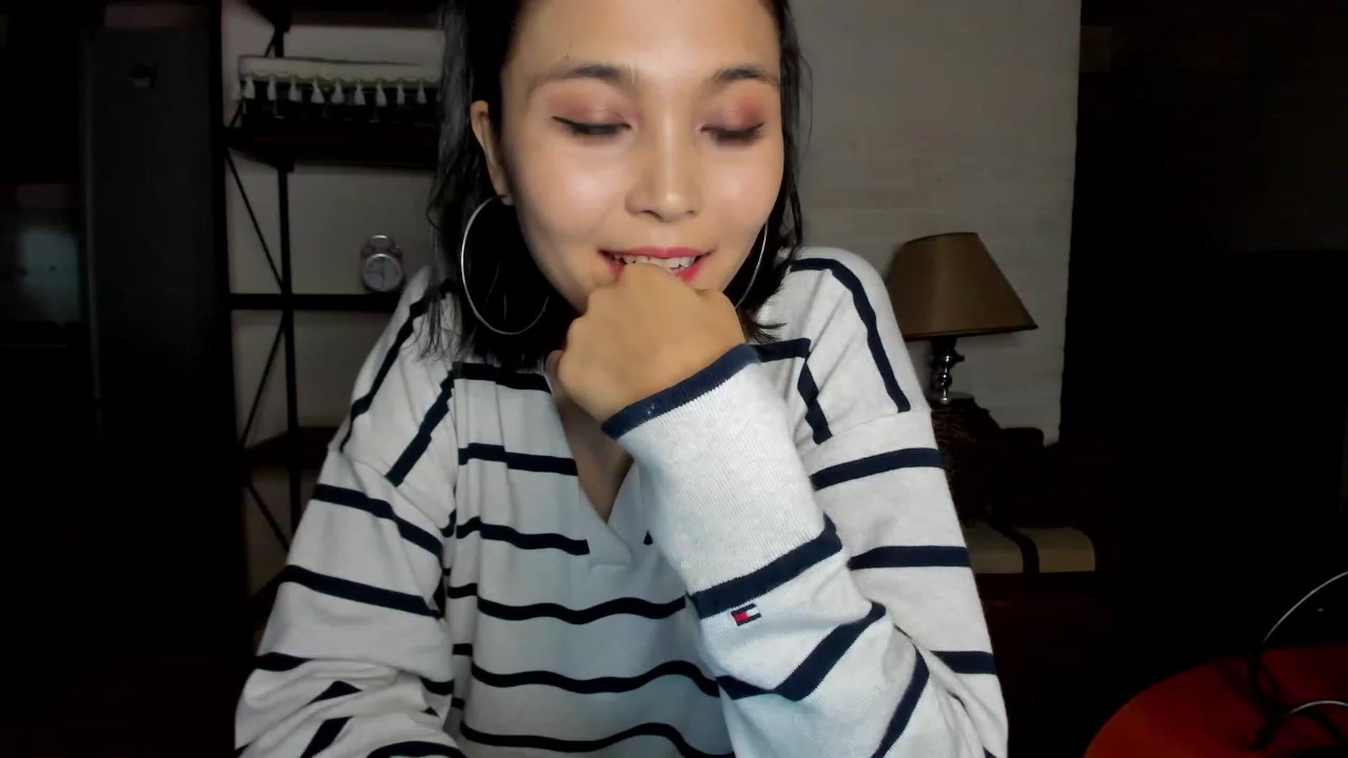 Gallery image thumbnail from PoofMe1's myfreecams stream on, 07/26/2023, 14:50 image 6 of 20