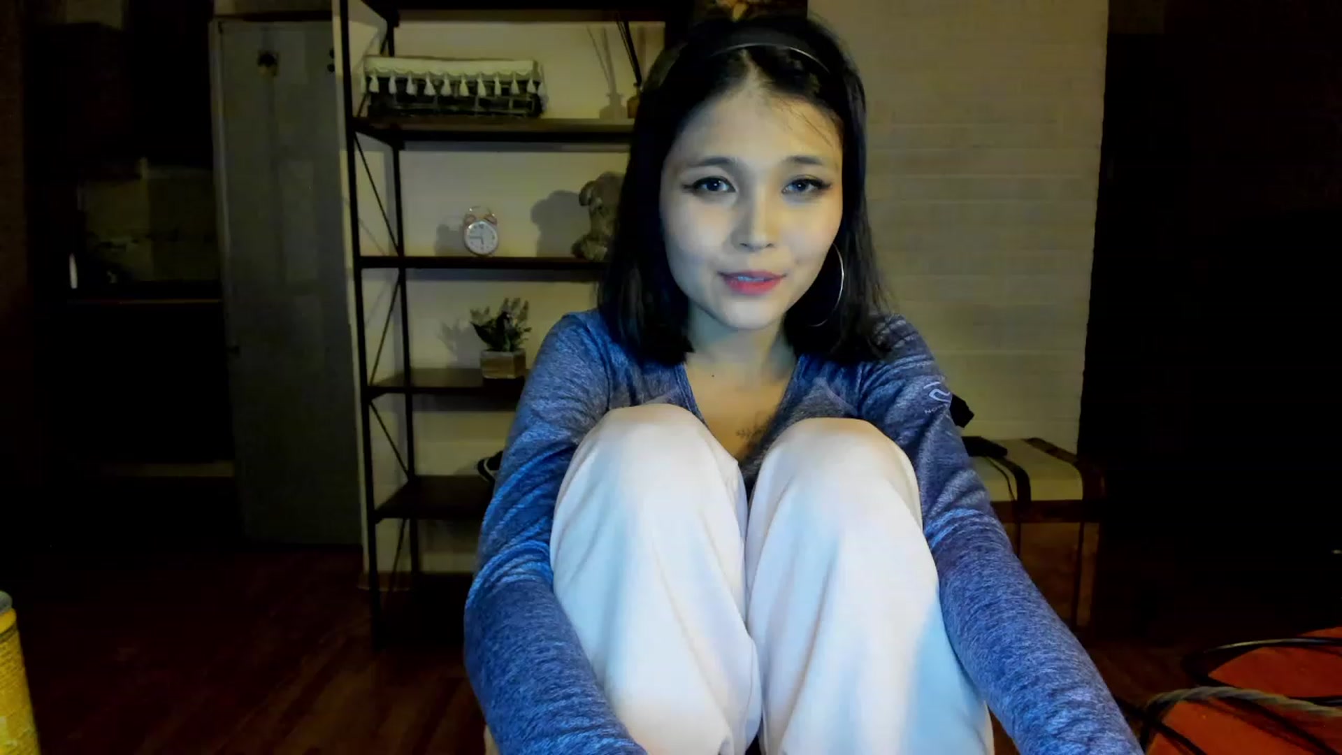 Gallery image thumbnail from PoofMe1's myfreecams stream on, 08/03/2023, 16:47 image 20 of 20