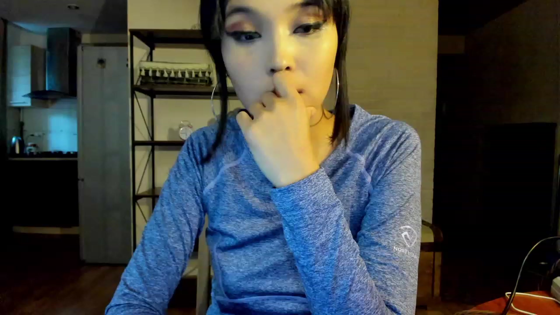 Gallery image thumbnail from PoofMe1's myfreecams stream on, 08/04/2023, 14:06 image 2 of 20