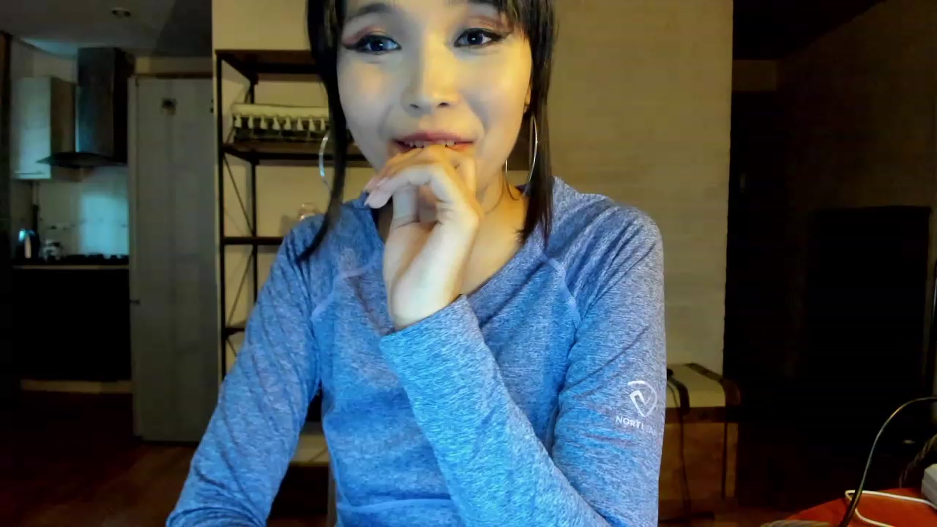 Gallery image thumbnail from PoofMe1's myfreecams stream on, 08/04/2023, 14:06 image 1 of 20