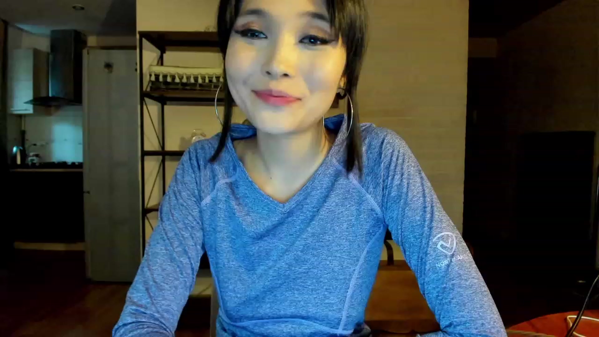 Gallery image thumbnail from PoofMe1's myfreecams stream on, 08/04/2023, 14:06 image 3 of 20