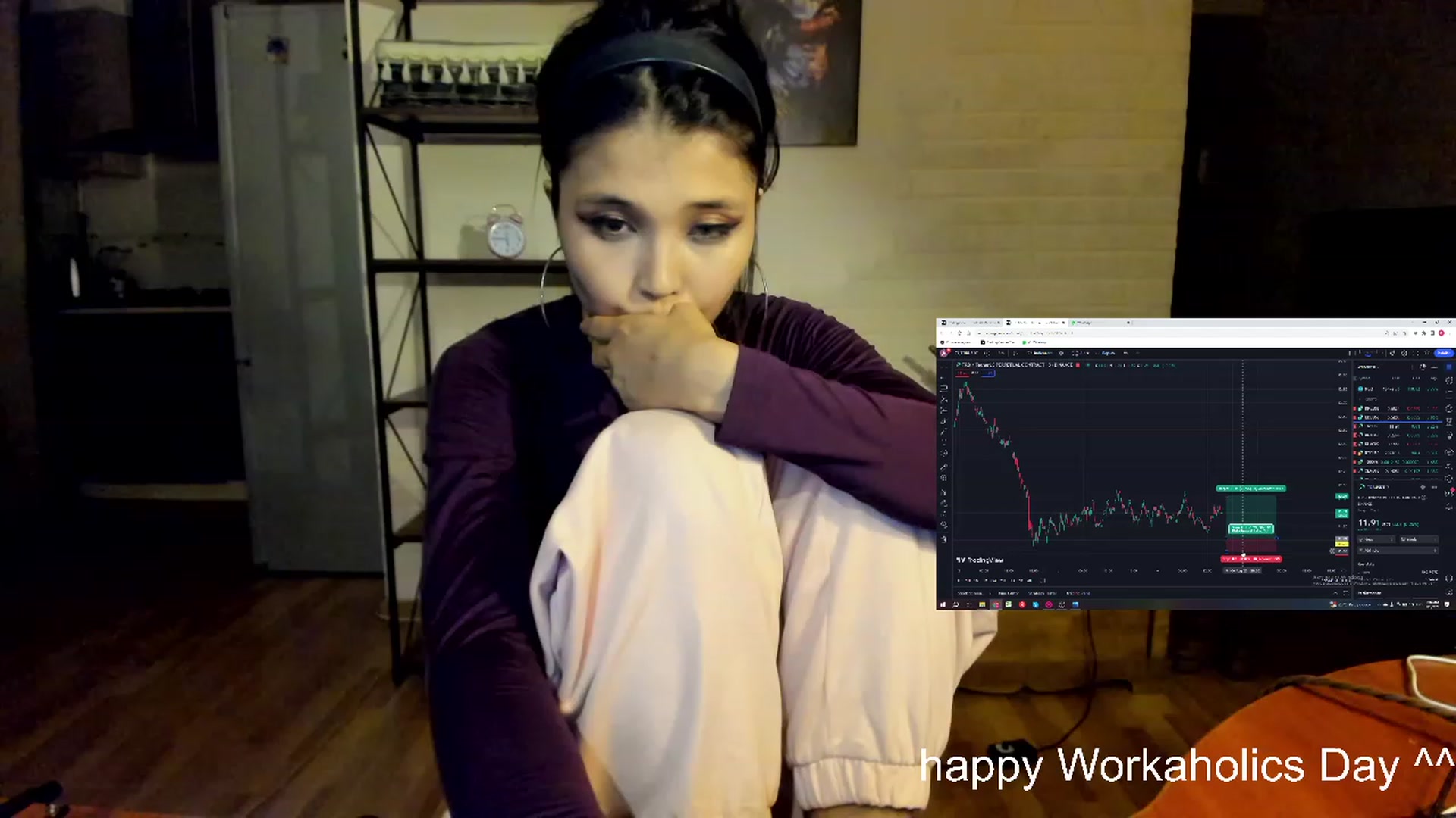 Gallery image thumbnail from PoofMe1's myfreecams stream on, 08/04/2023, 16:30 image 15 of 20