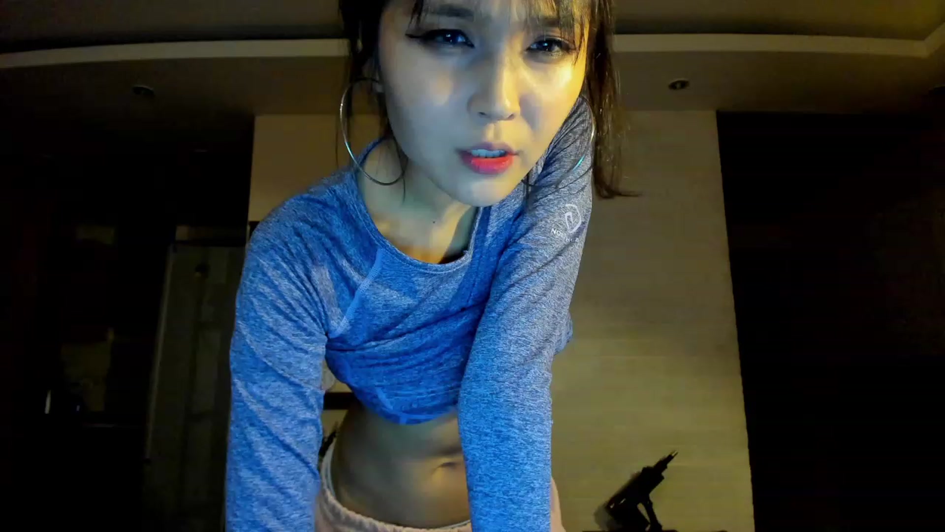 Gallery image thumbnail from PoofMe1's myfreecams stream on, 08/08/2023, 14:43 image 12 of 20