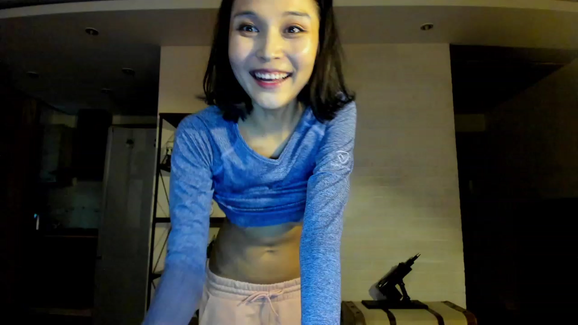 Gallery image thumbnail from PoofMe1's myfreecams stream on, 08/12/2023, 13:33 image 1 of 20