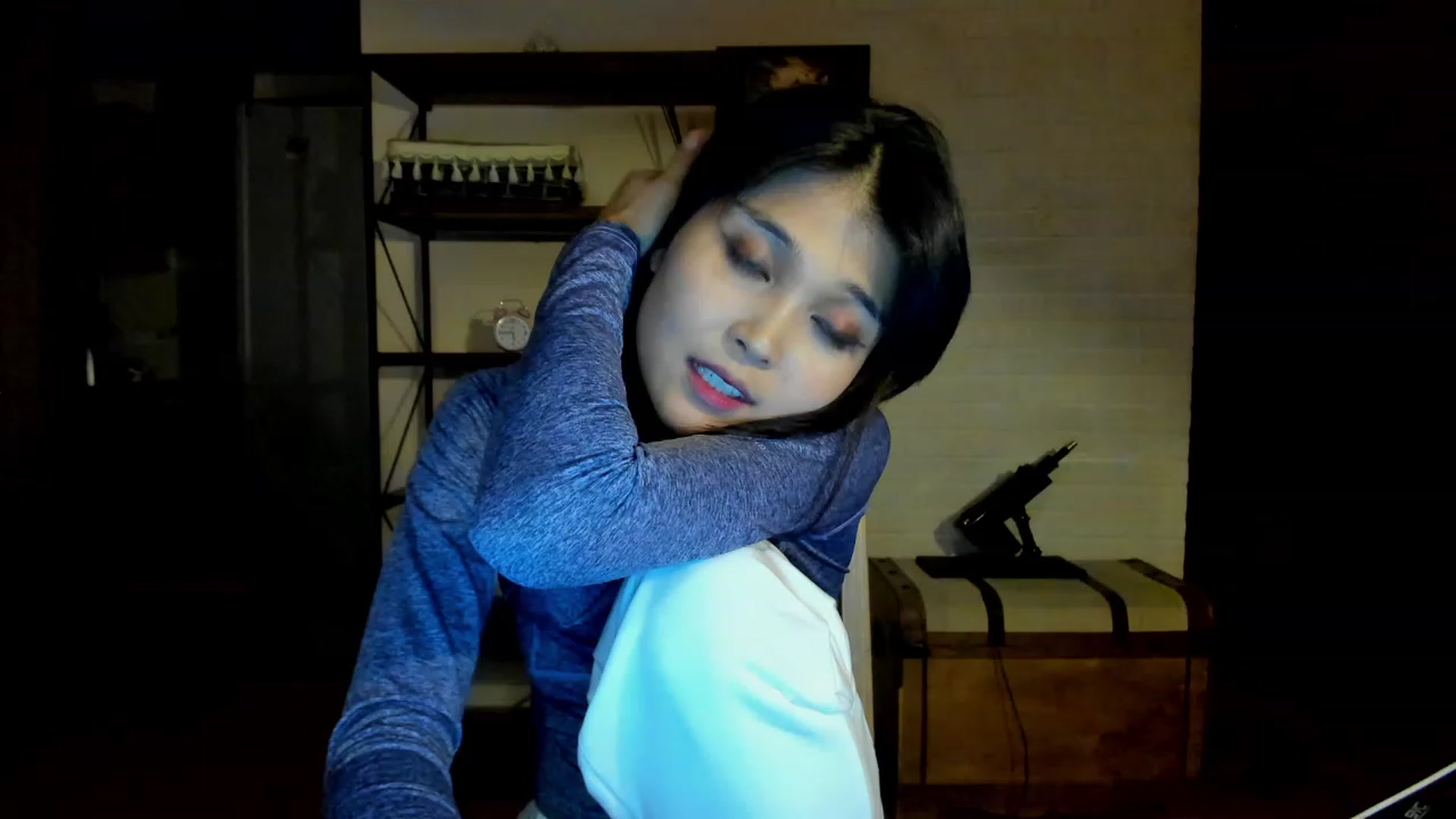 Gallery image thumbnail from PoofMe1's myfreecams stream on, 08/12/2023, 15:11 image 20 of 20
