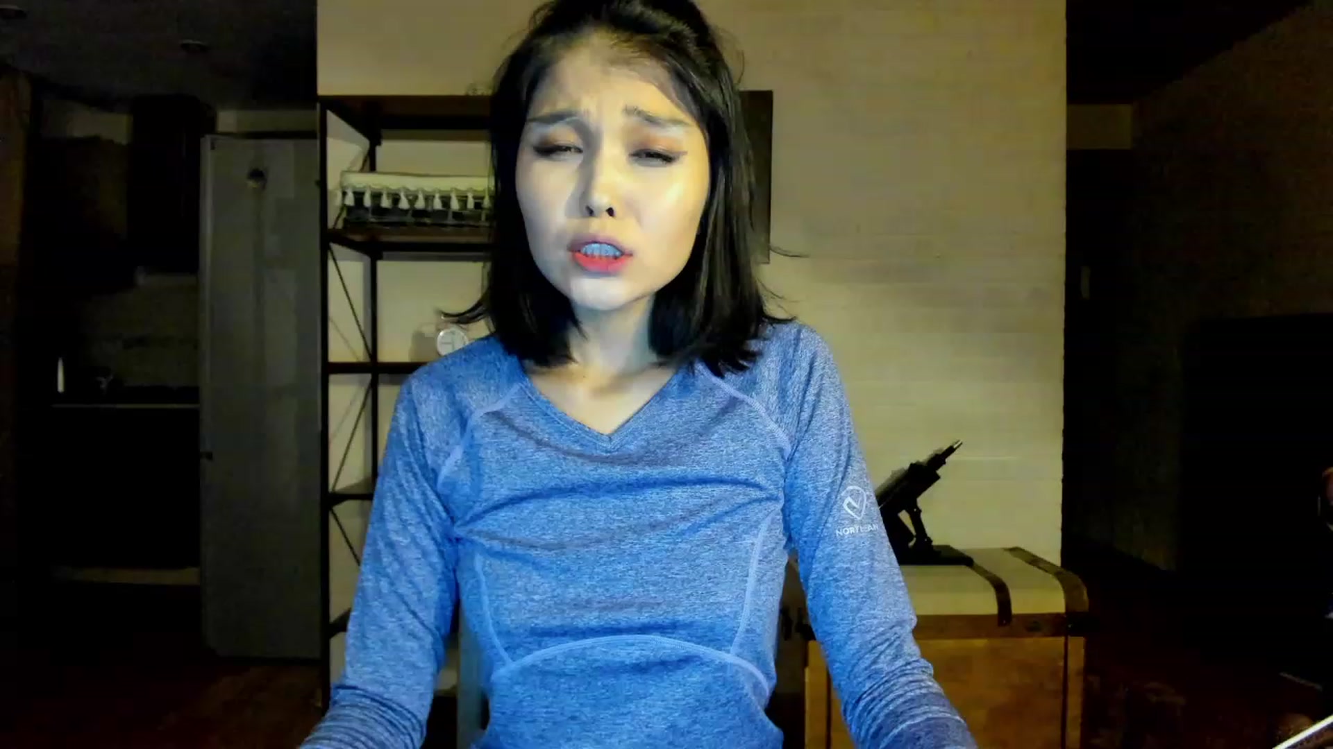 Gallery image thumbnail from PoofMe1's myfreecams stream on, 08/12/2023, 15:11 image 4 of 20