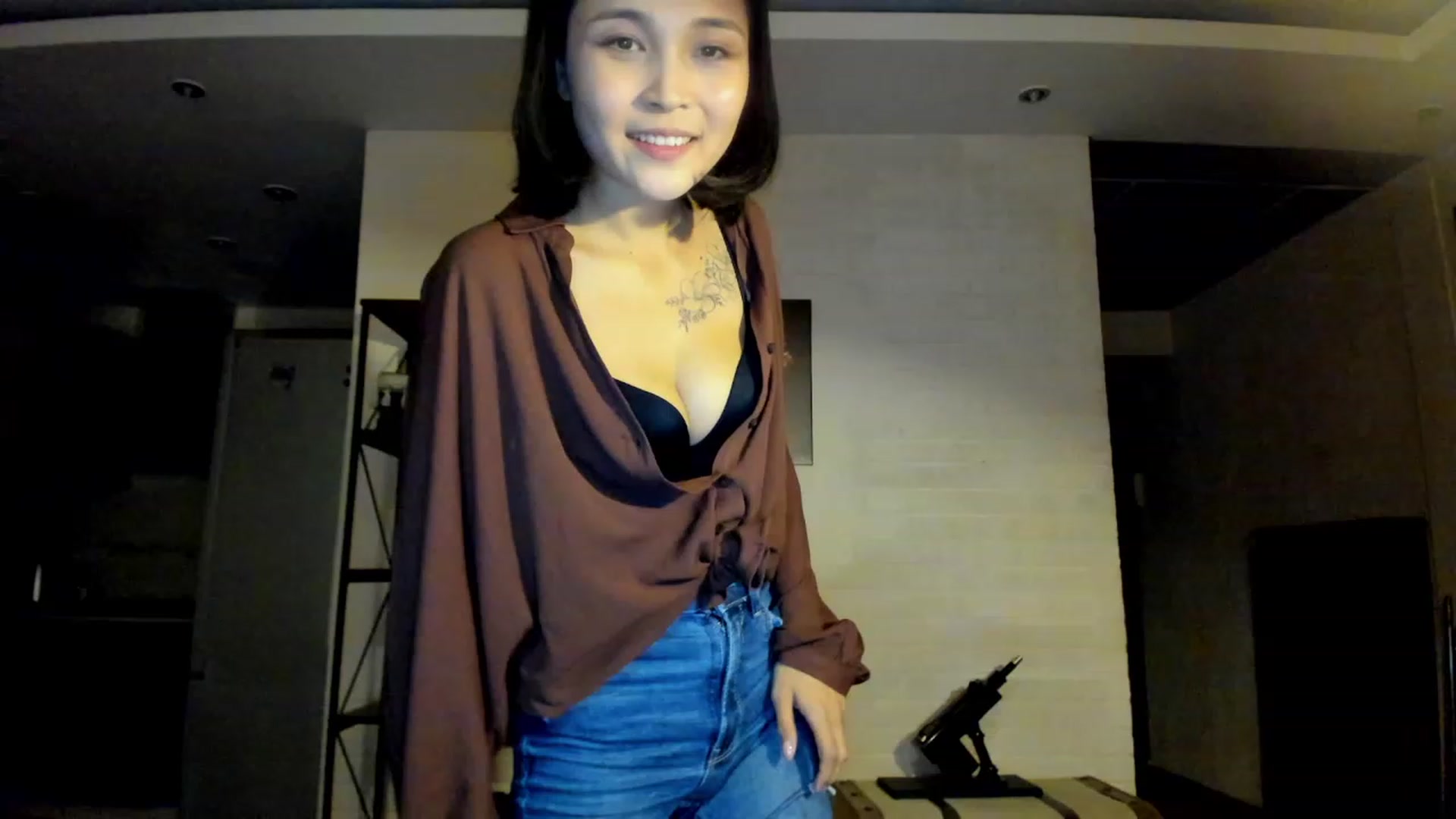 Gallery image thumbnail from PoofMe1's myfreecams stream on, 08/19/2023, 15:24 image 1 of 20