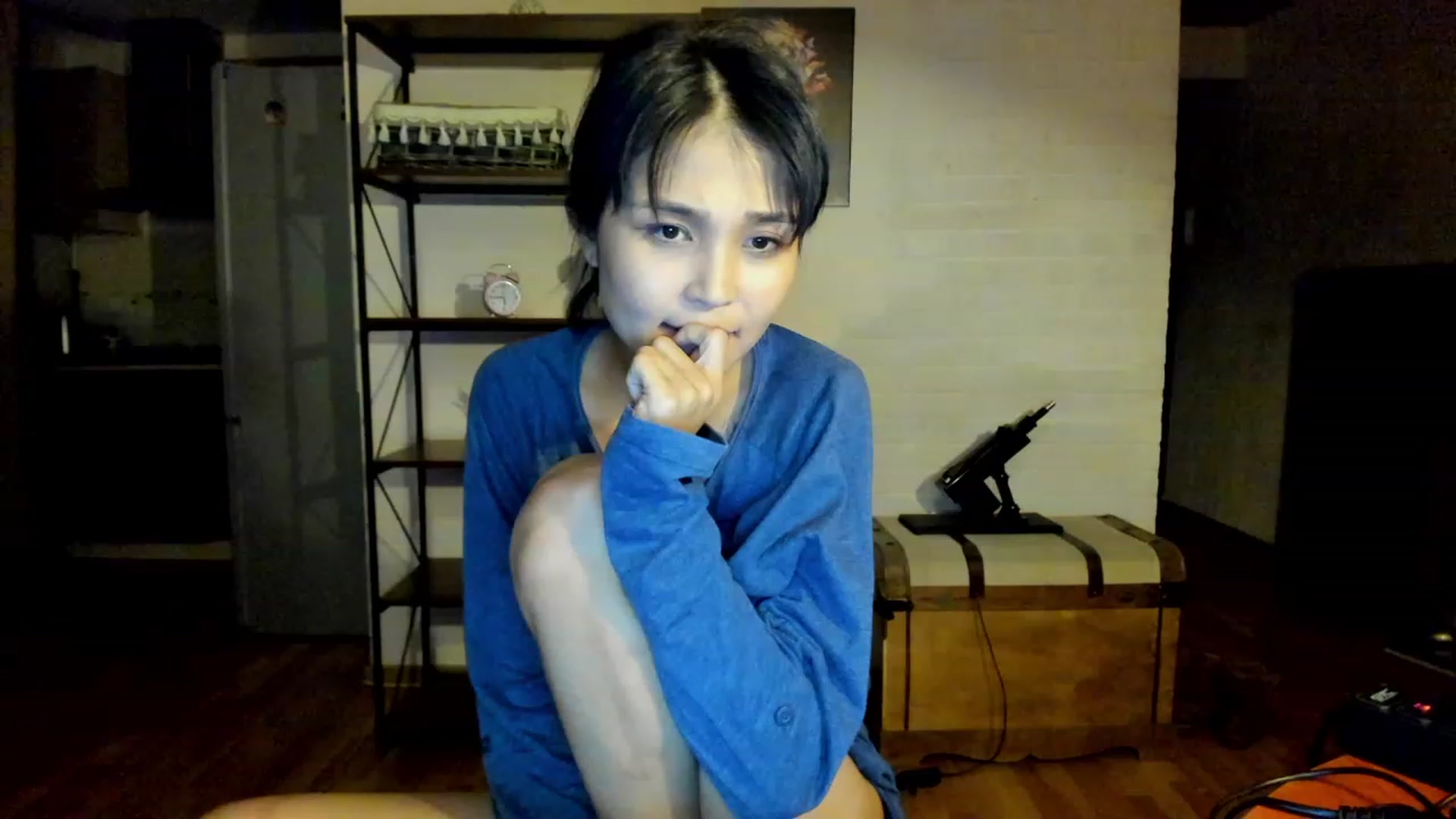 Gallery image thumbnail from PoofMe1's myfreecams stream on, 08/19/2023, 16:28 image 10 of 20