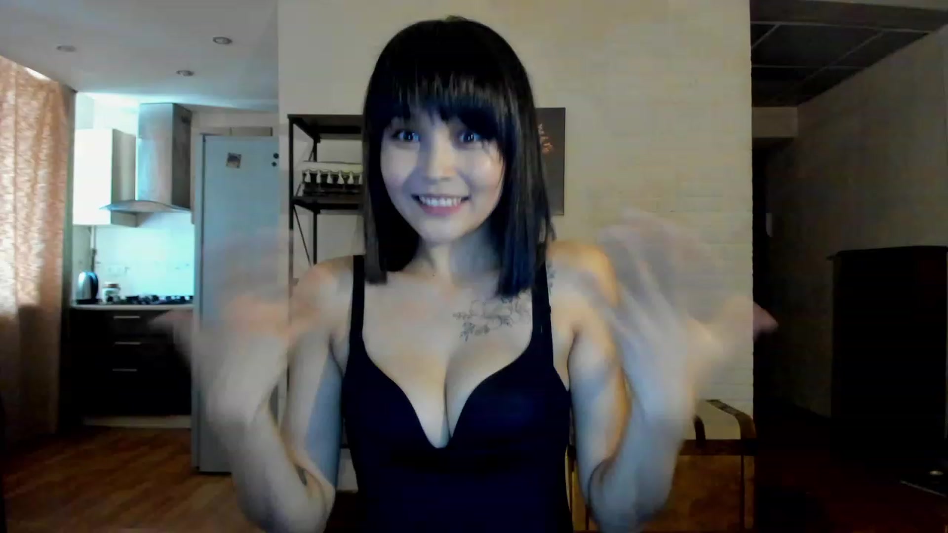 Gallery image thumbnail from PoofMe1's myfreecams stream on, 08/21/2023, 08:40 image 6 of 20