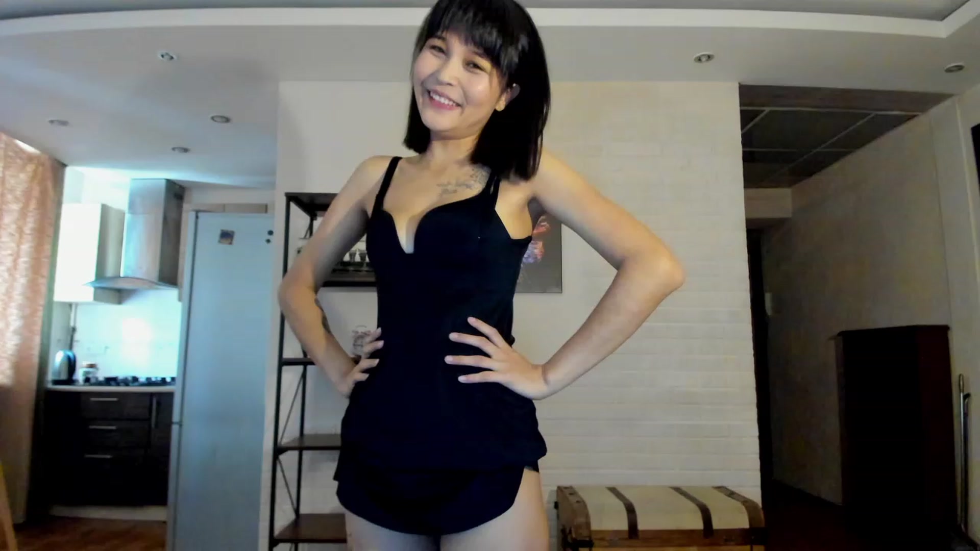Gallery image thumbnail from PoofMe1's myfreecams stream on, 08/21/2023, 08:40 image 4 of 20