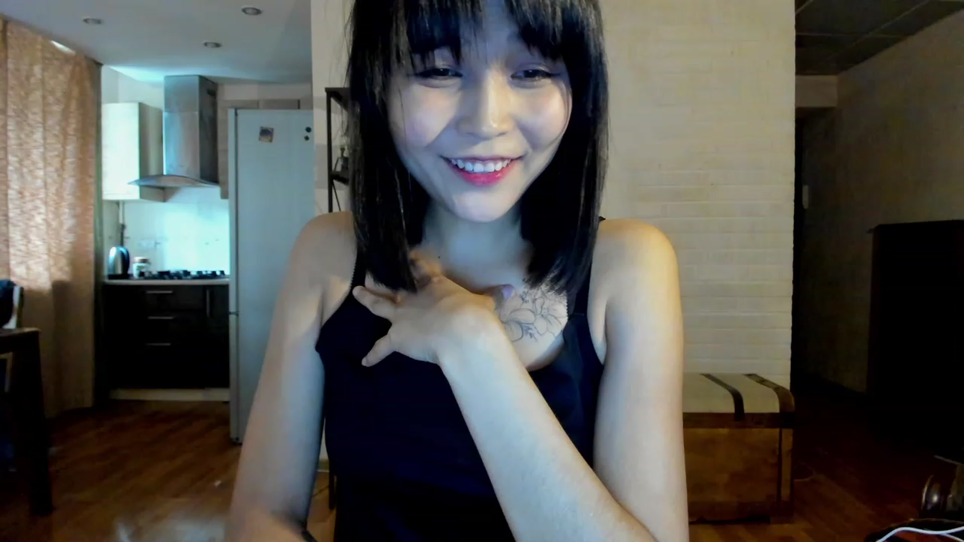 Gallery image thumbnail from PoofMe1's myfreecams stream on, 08/22/2023, 07:04 image 14 of 20