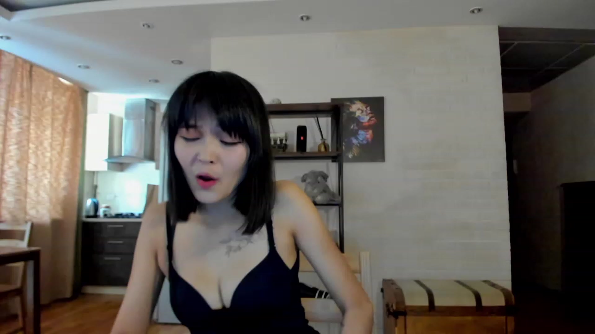 Gallery image thumbnail from PoofMe1's myfreecams stream on, 08/23/2023, 05:26 image 3 of 20