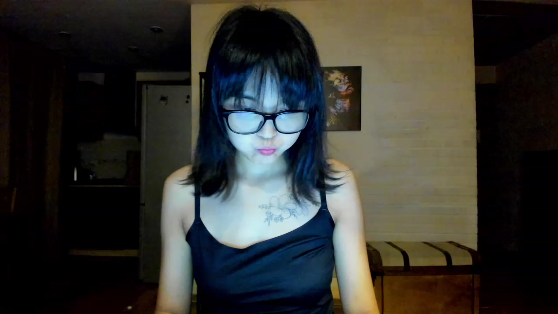 Gallery image thumbnail from PoofMe1's myfreecams stream on, 08/27/2023, 14:26 image 5 of 20