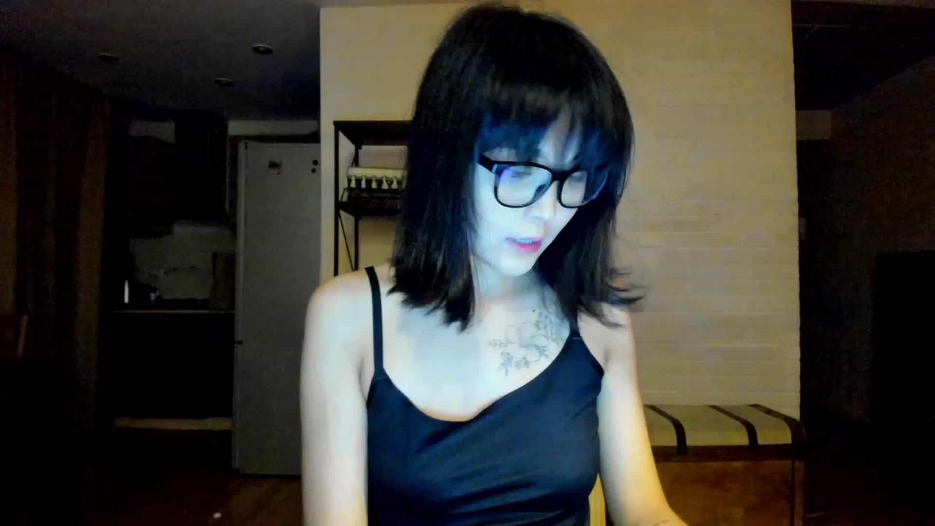 Gallery image thumbnail from PoofMe1's myfreecams stream on, 08/27/2023, 14:26 image 9 of 20