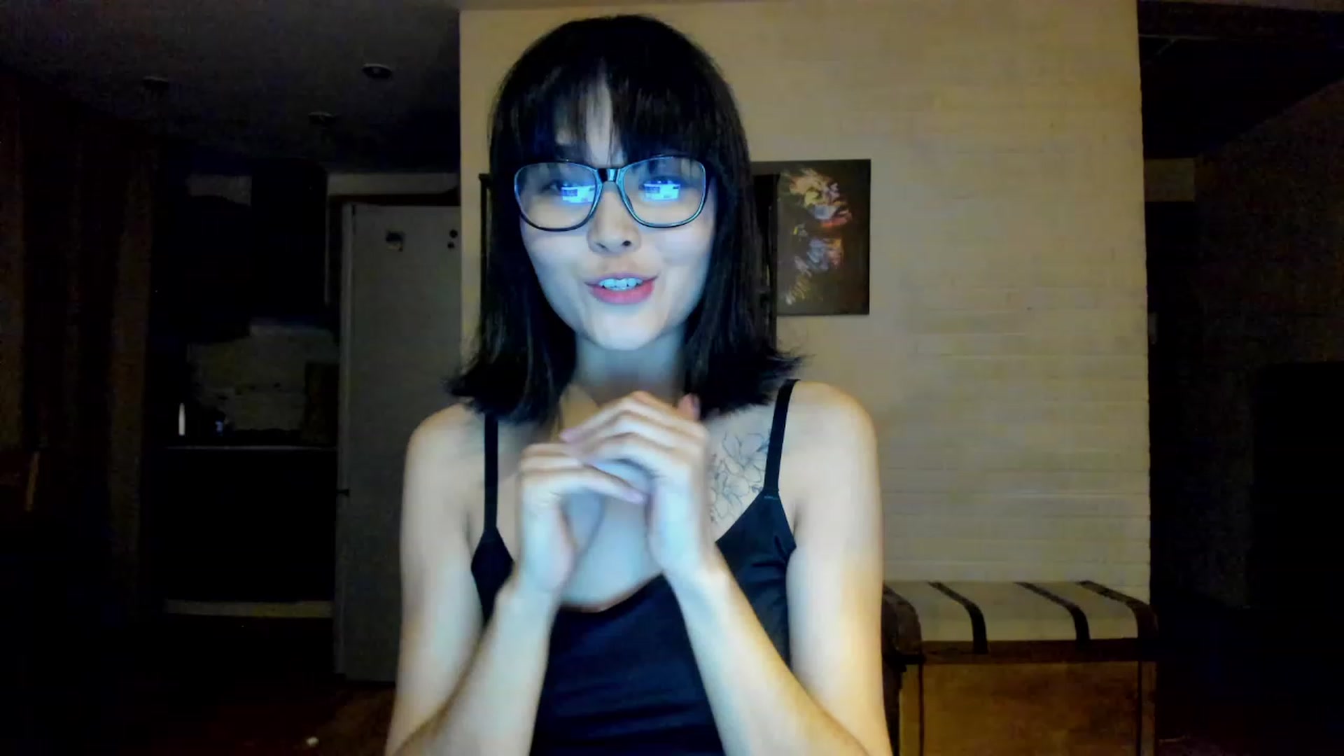 Gallery image thumbnail from PoofMe1's myfreecams stream on, 08/27/2023, 14:26 image 12 of 20